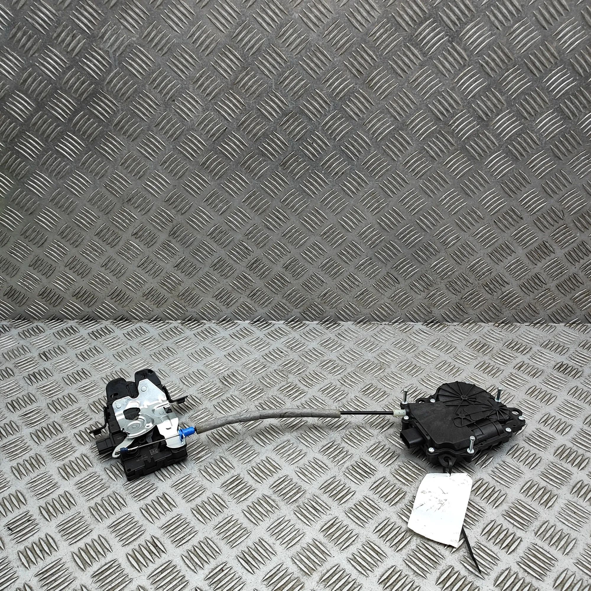 Land Rover Range Rover Sport (L494) Tailgate Boot Lock Tailgate Boot Lock — LAND ROVER RANGE ROVER SPO...