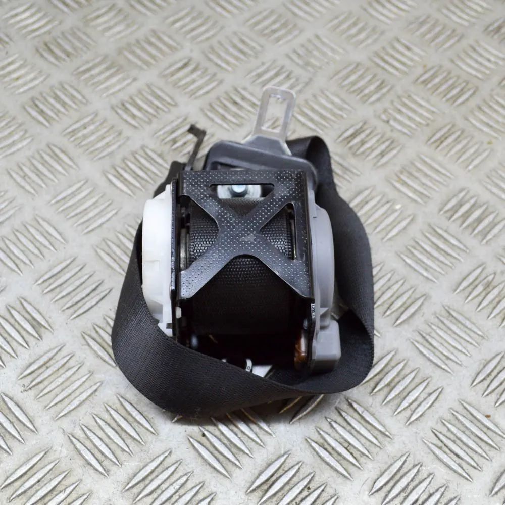 Mercedes-Benz SLK (R171) Front Left Seatbelt Front Left Seatbelt — MERCEDES BENZ SLK (R171) ...