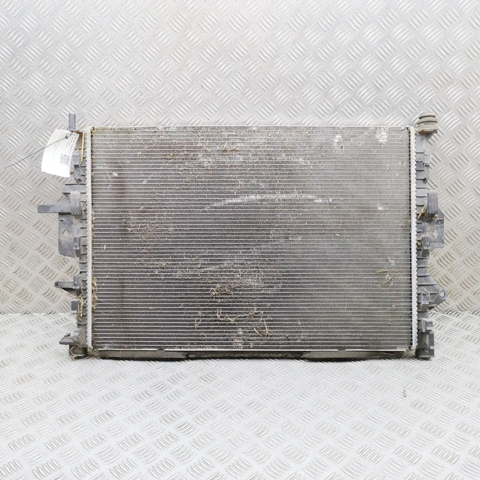 Volvo V60 Cooling Radiator Cooling Radiator — VOLVO V60 (2010-2018) — 3131...