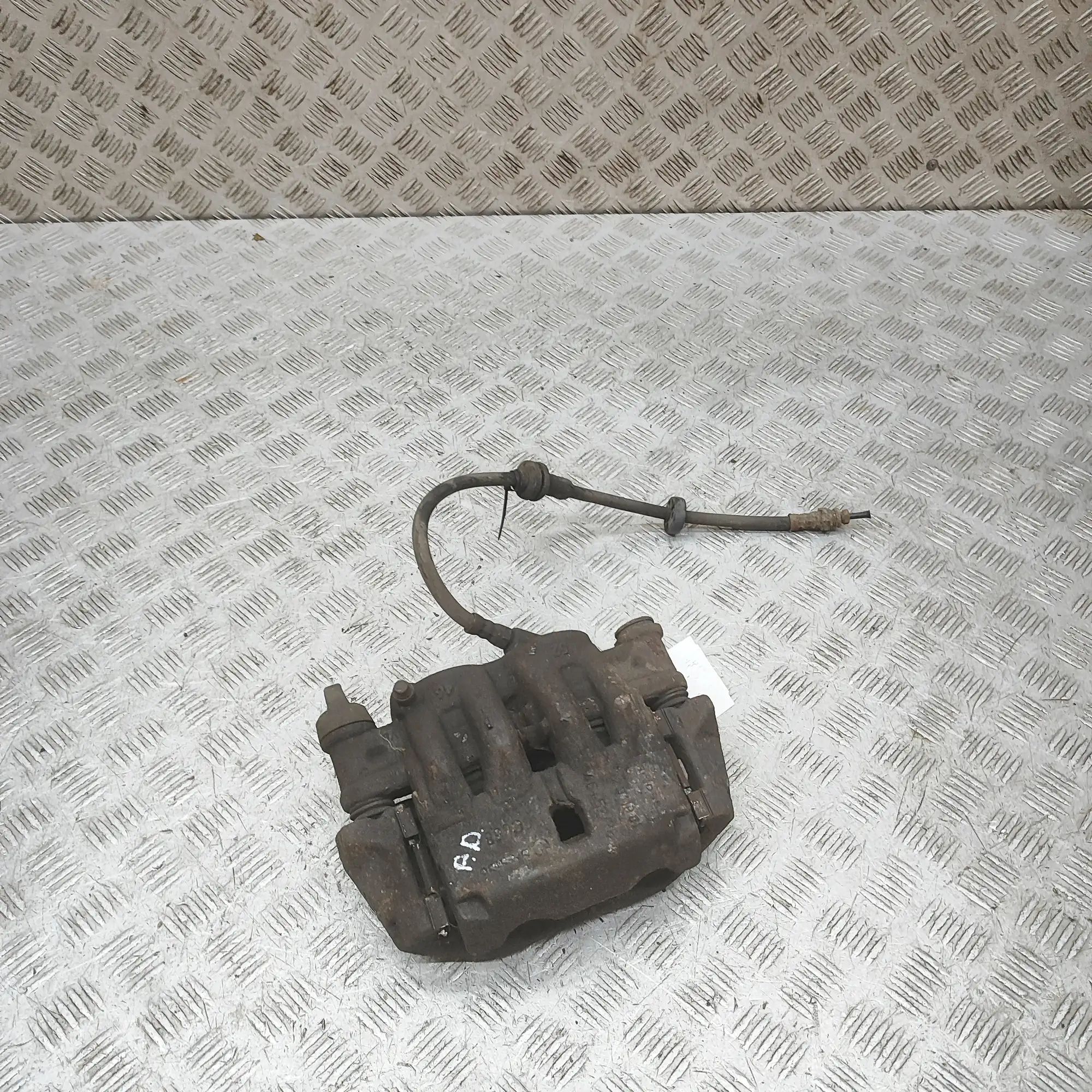 Peugeot Boxer Brake caliper — front right Brake caliper — front right — PEUGEOT BOXER (Mi...