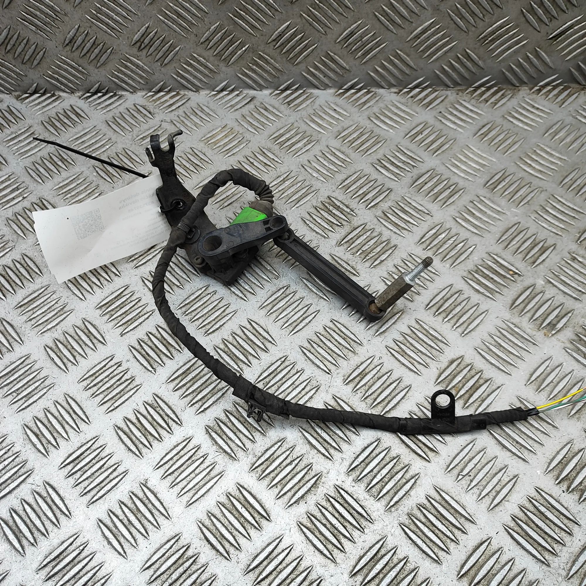 Audi Q5 (FY) Ride height sensor — front right Ride height sensor — front right — AUDI Q5 (FY)...