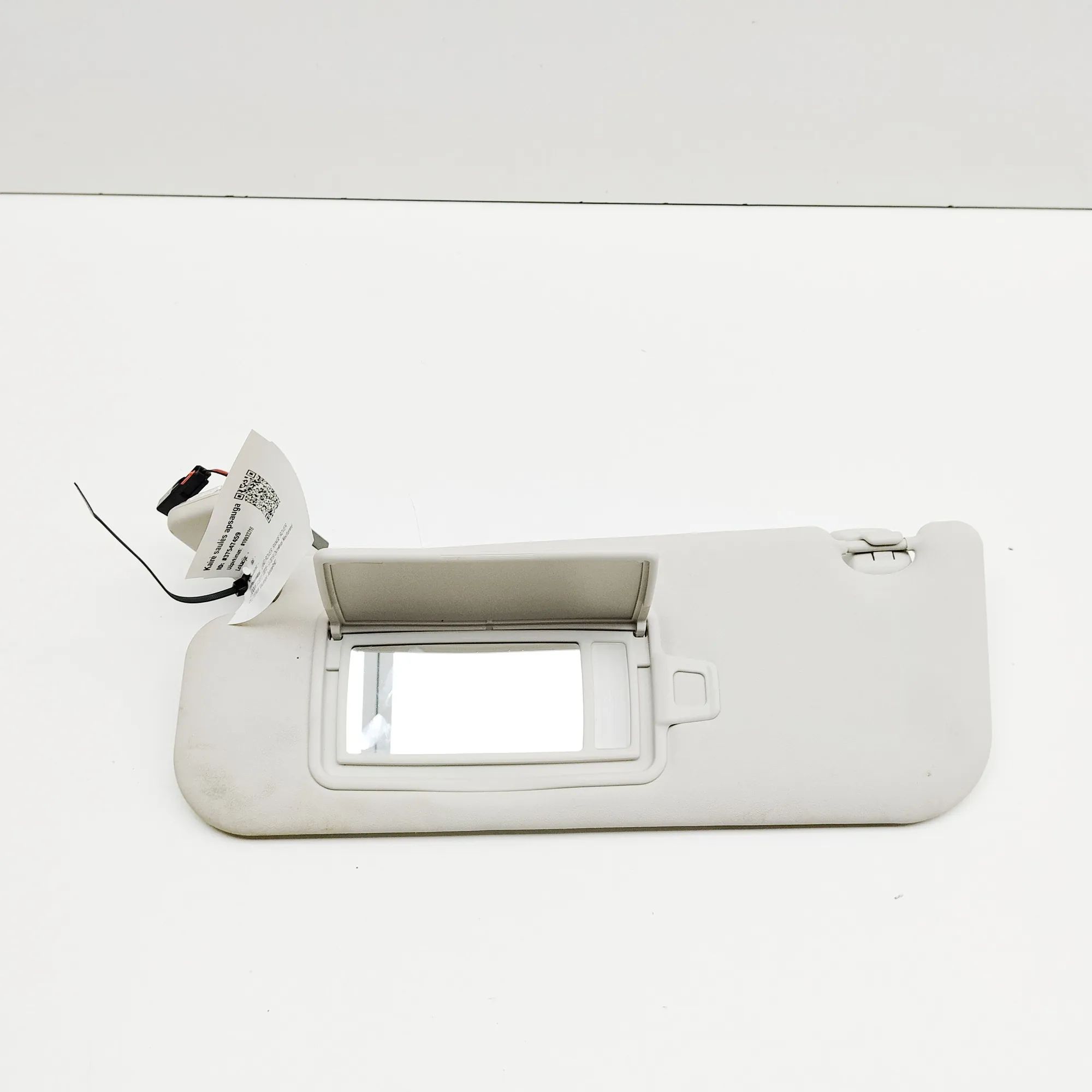 Land Rover Range Rover Evoque Left Side Sun Visor Left Side Sun Visor — LAND ROVER RANGE ROVER EV...