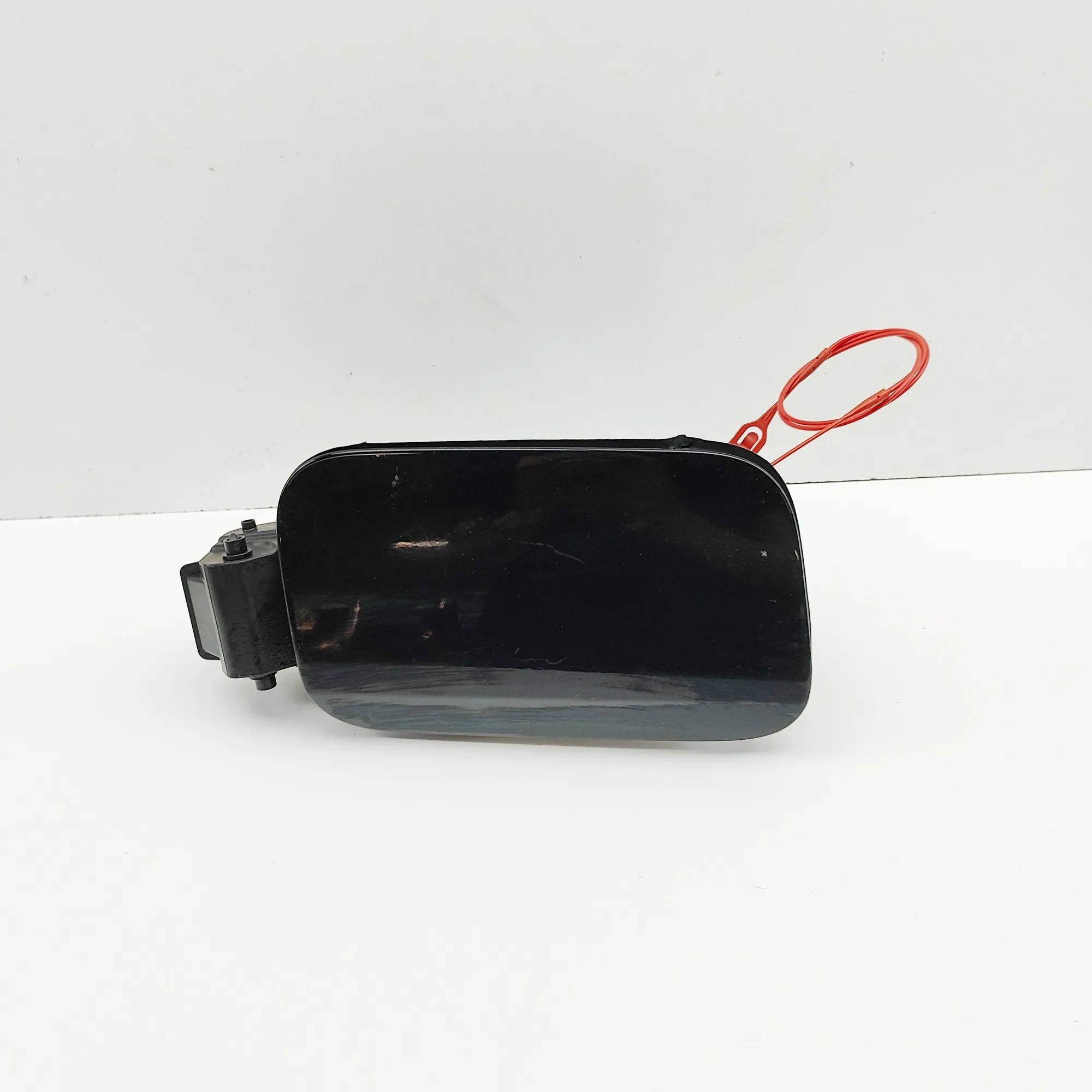 Audi Q3 (F3) Fuel Tank Flap Cap Fuel Tank Flap Cap — AUDI Q3 (F3) (2018-...) — ...