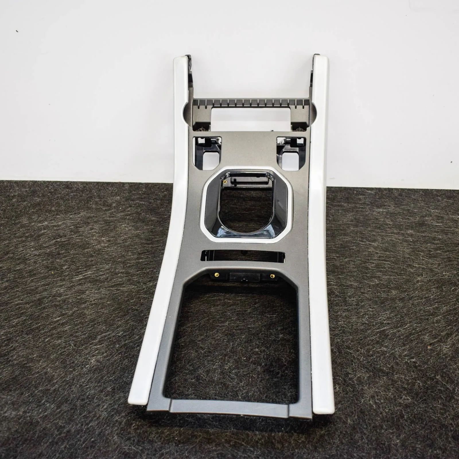 Land Rover Range Rover Evoque Dashboard Center Part Dashboard Center Part — LAND ROVER RANGE ROVER ...