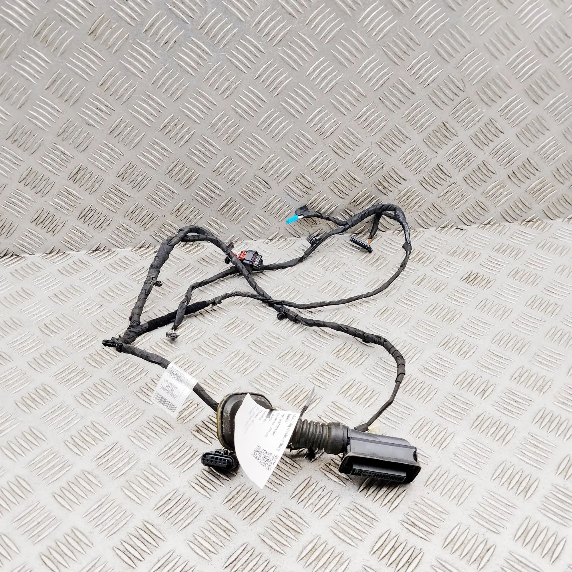 BMW 2 (F44) Door wiring — rear right Door wiring — rear right — BMW 2 SERIES (Gran C...