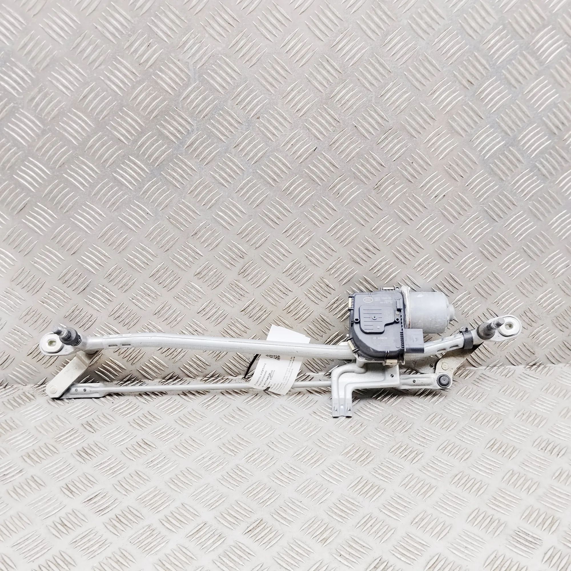Land Rover Range Rover Evoque Front Windshield Wiper Mechanism Front Windshield Wiper Mechanism — LAND ROVER R...