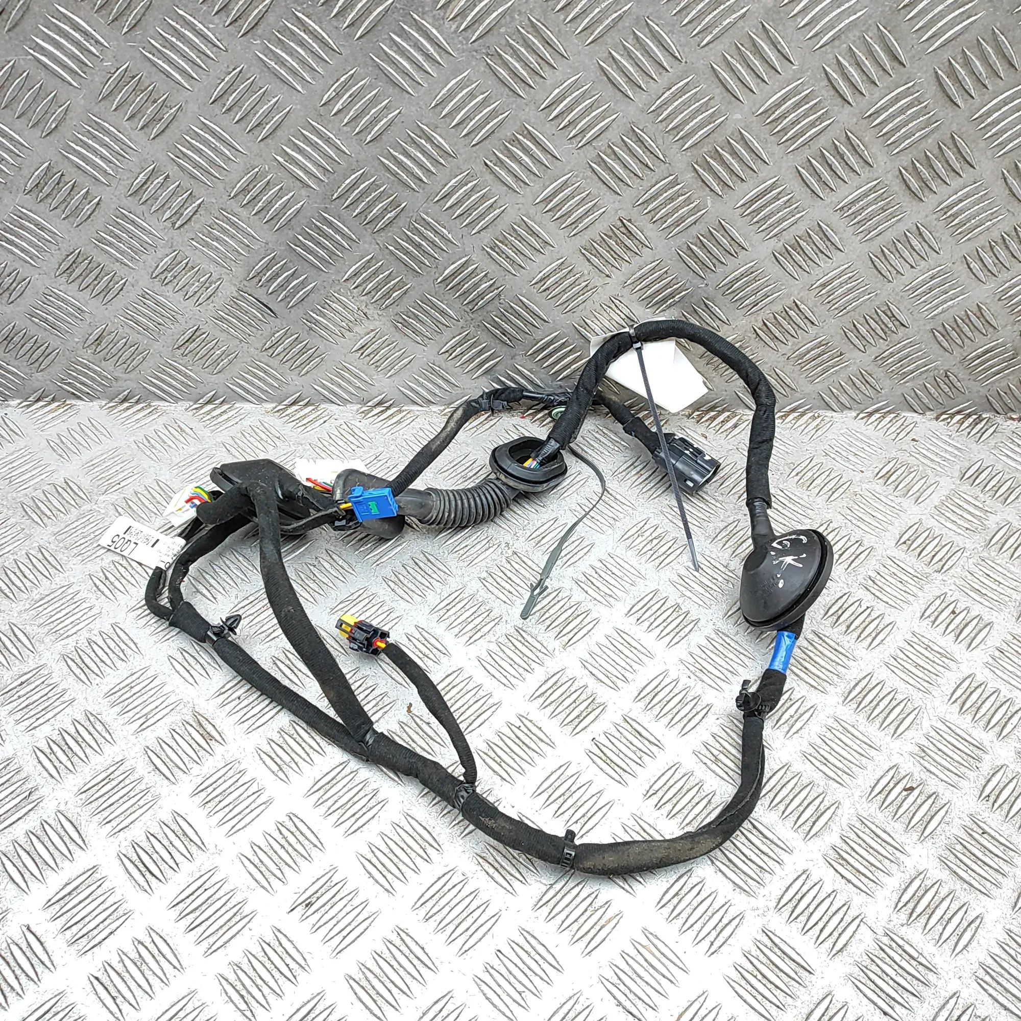 Kia Niro Door wiring — rear left Door wiring — rear left — KIA NIRO (2016-...) —...