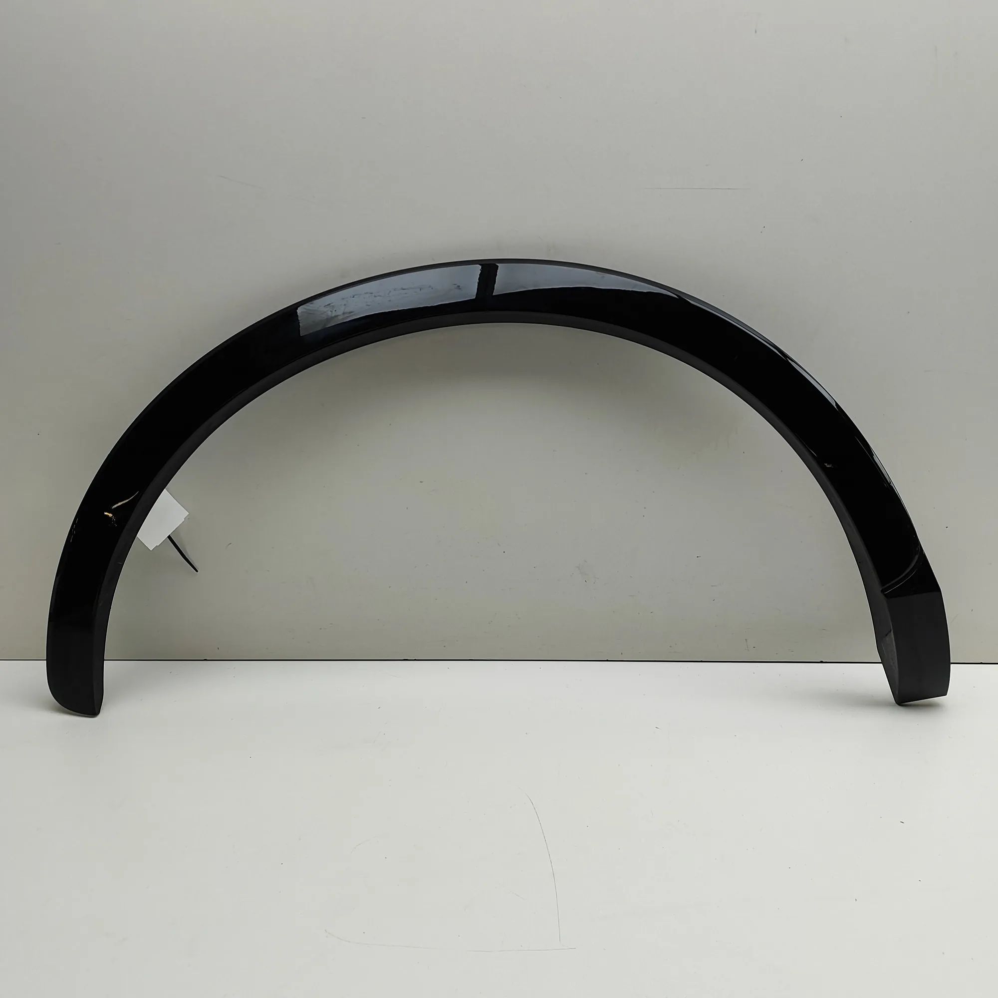 Audi Q3 (8U) Wheel arch trim — rear right Wheel arch trim — rear right — AUDI Q3 (8U) (20...
