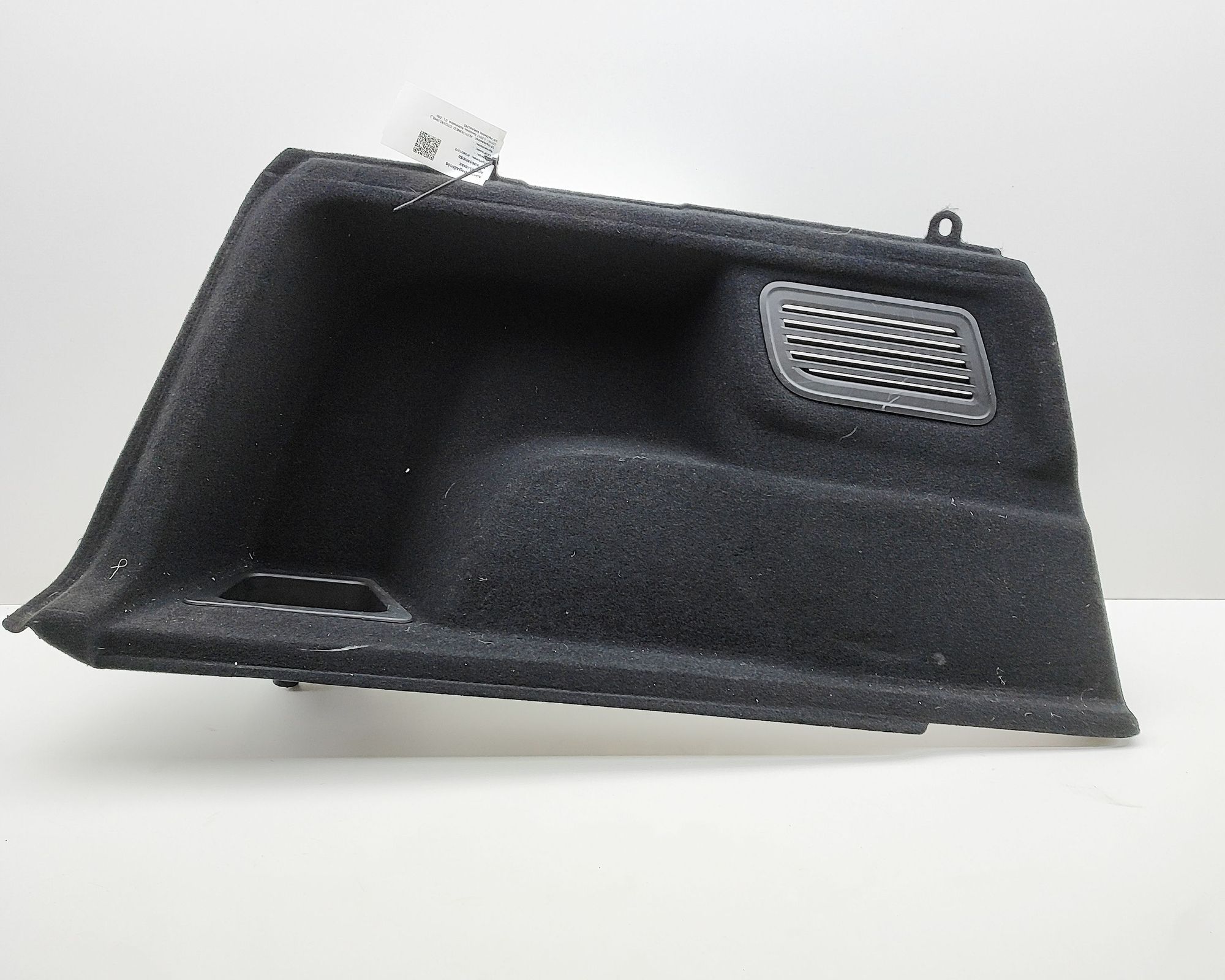Alfa-Romeo Stelvio Left Side Trunk Trim Left Side Trunk Trim — ALFA ROMEO STELVIO (949_...