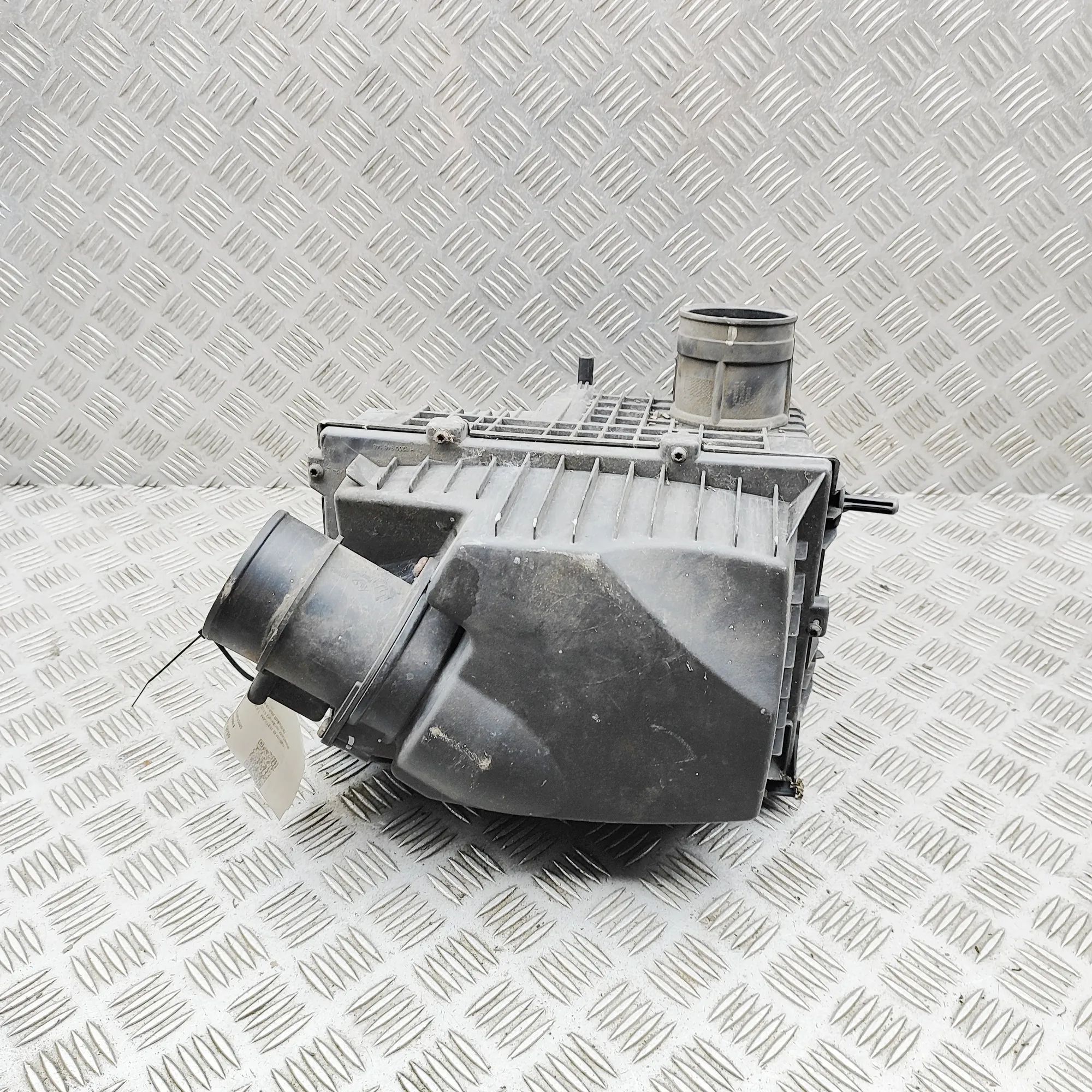 Renault Master Ilmanpuhdistin  Air Filter Box — RENAULT MASTER (III Minibus / ...