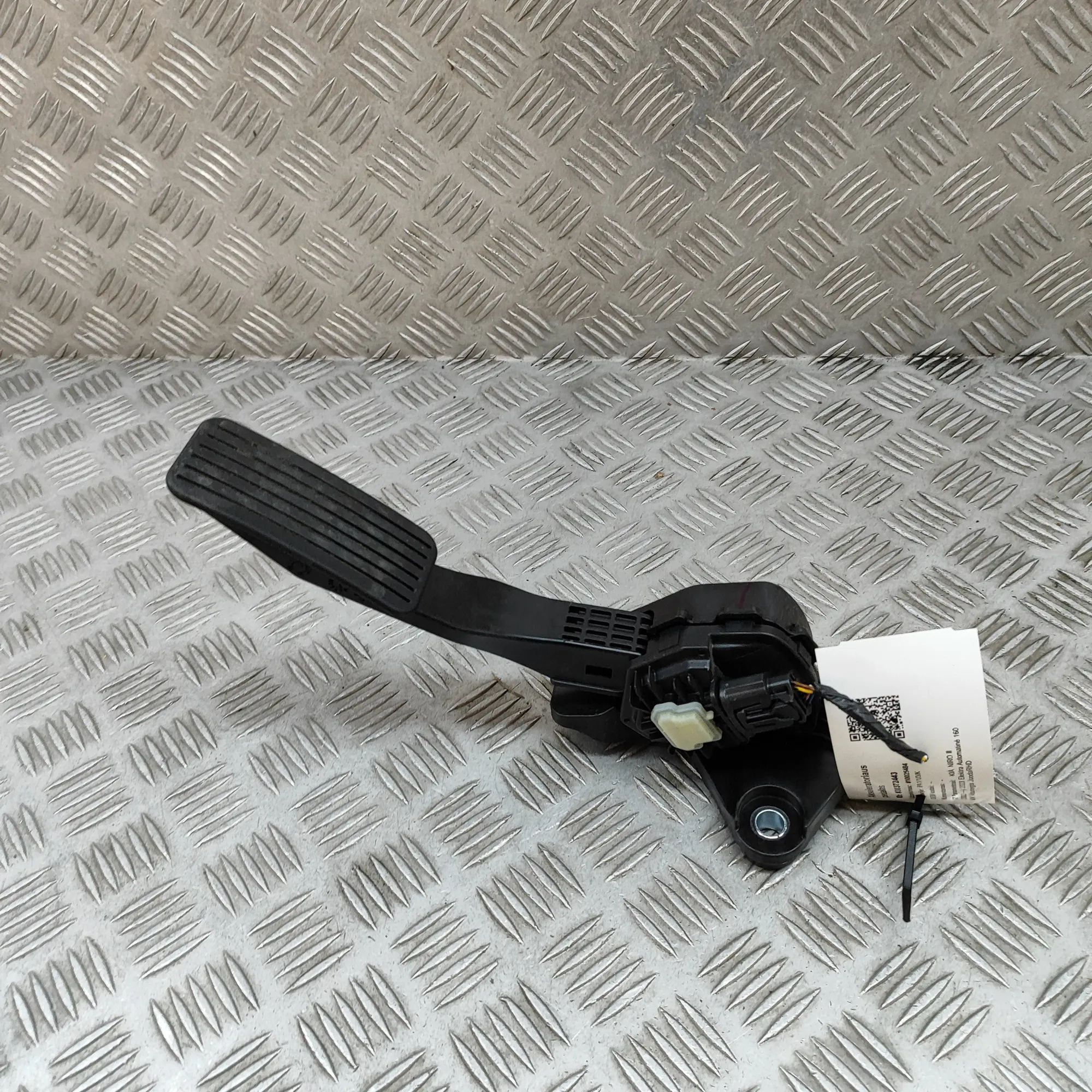 Kia Niro Throttle Pedal Throttle Pedal — KIA NIRO (II) (2022-...) — 351...