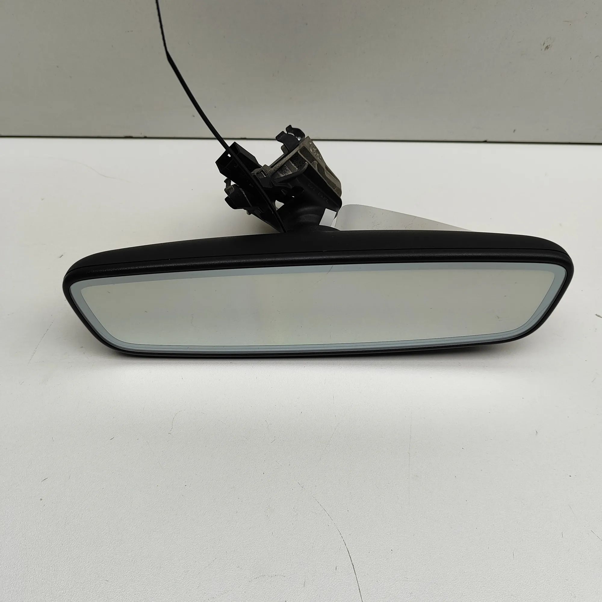 Audi Q3 (8U) Interior Rear View Mirror Interior Rear View Mirror — AUDI Q3 (8U) (2011-...