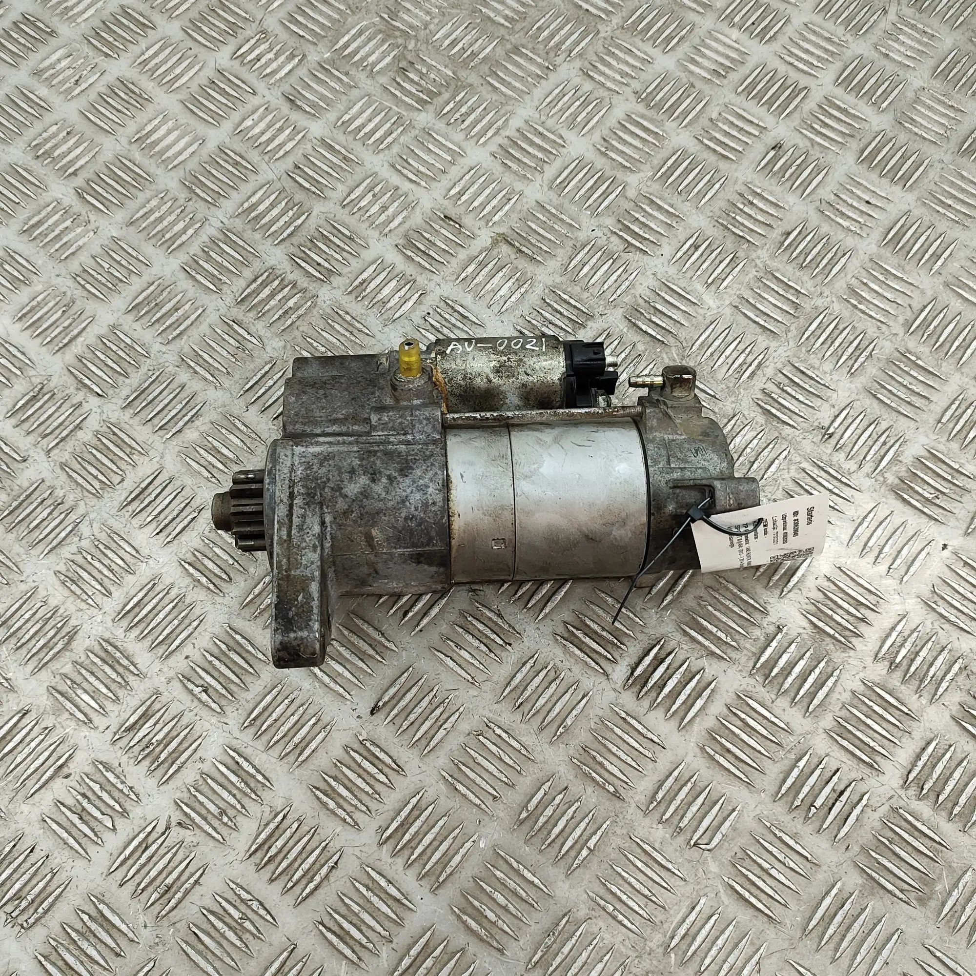 Land Rover Range Rover Sport (L494) Starter Motor Starter motor — LAND ROVER RANGE ROVER SPORT (I...