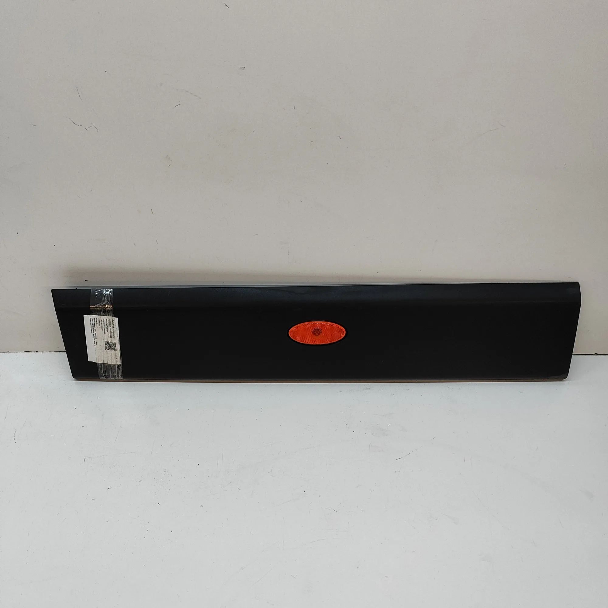 Opel Movano (B) Lower door moulding — rear left Lower door moulding — rear left — OPEL MOVANO (...