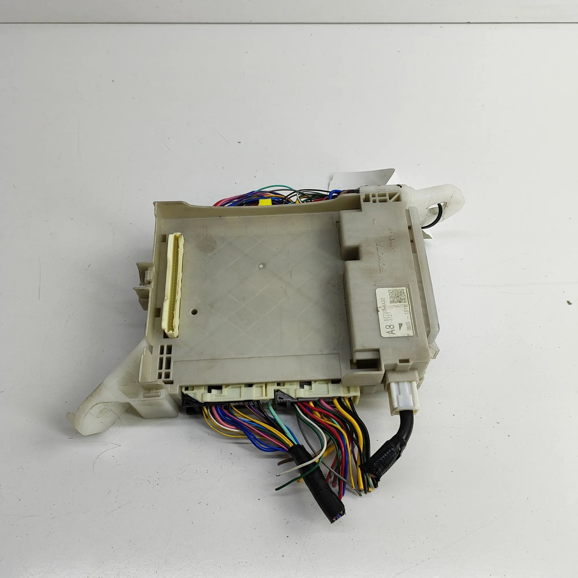Lexus RX Fuse Box Module Fuse Box Module — LEXUS RX (_L1_) (2008-2015) —...