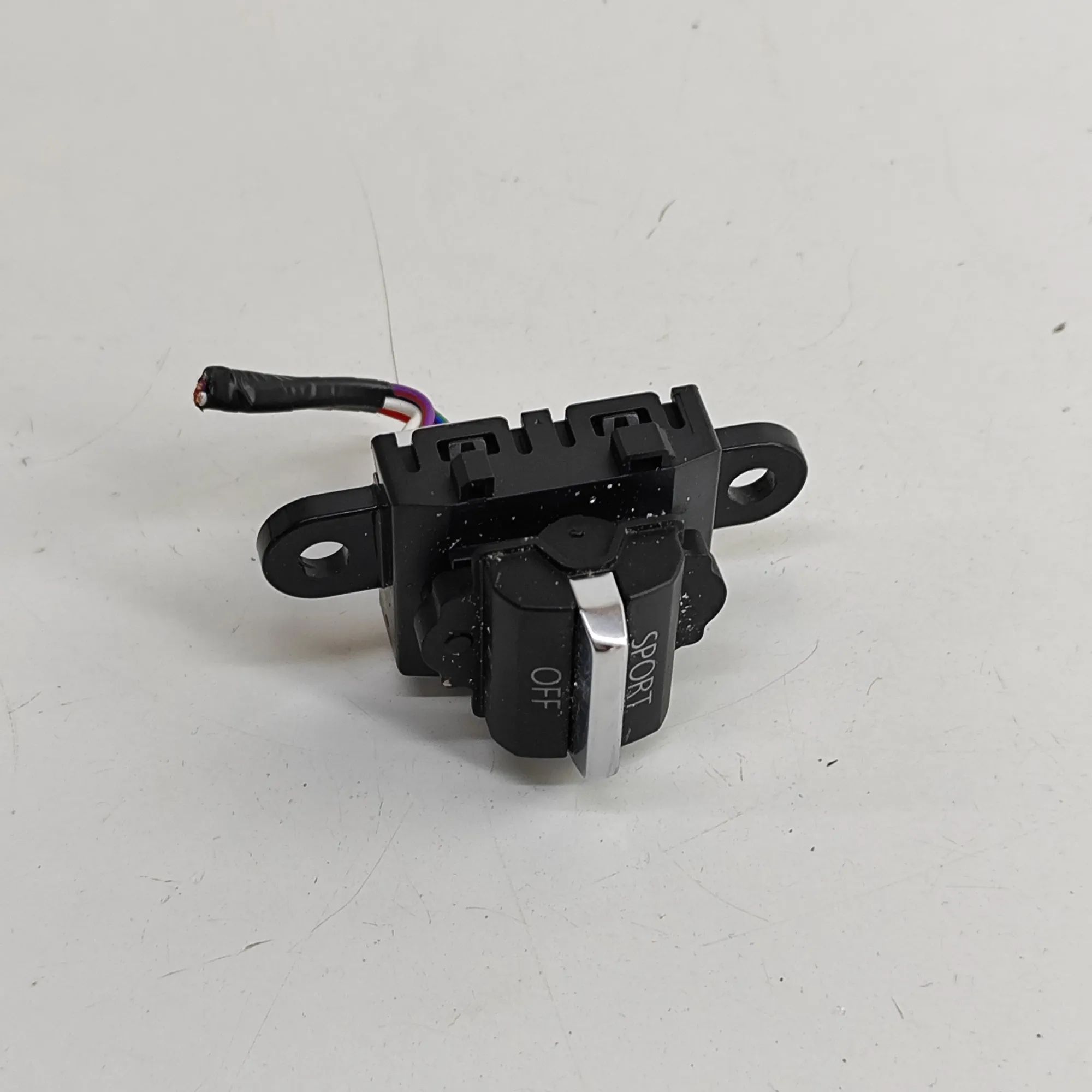 Mazda 3 (BP) переключатели Switches — MAZDA CX-3 (0 DM) (2019-PRESENT) — B...