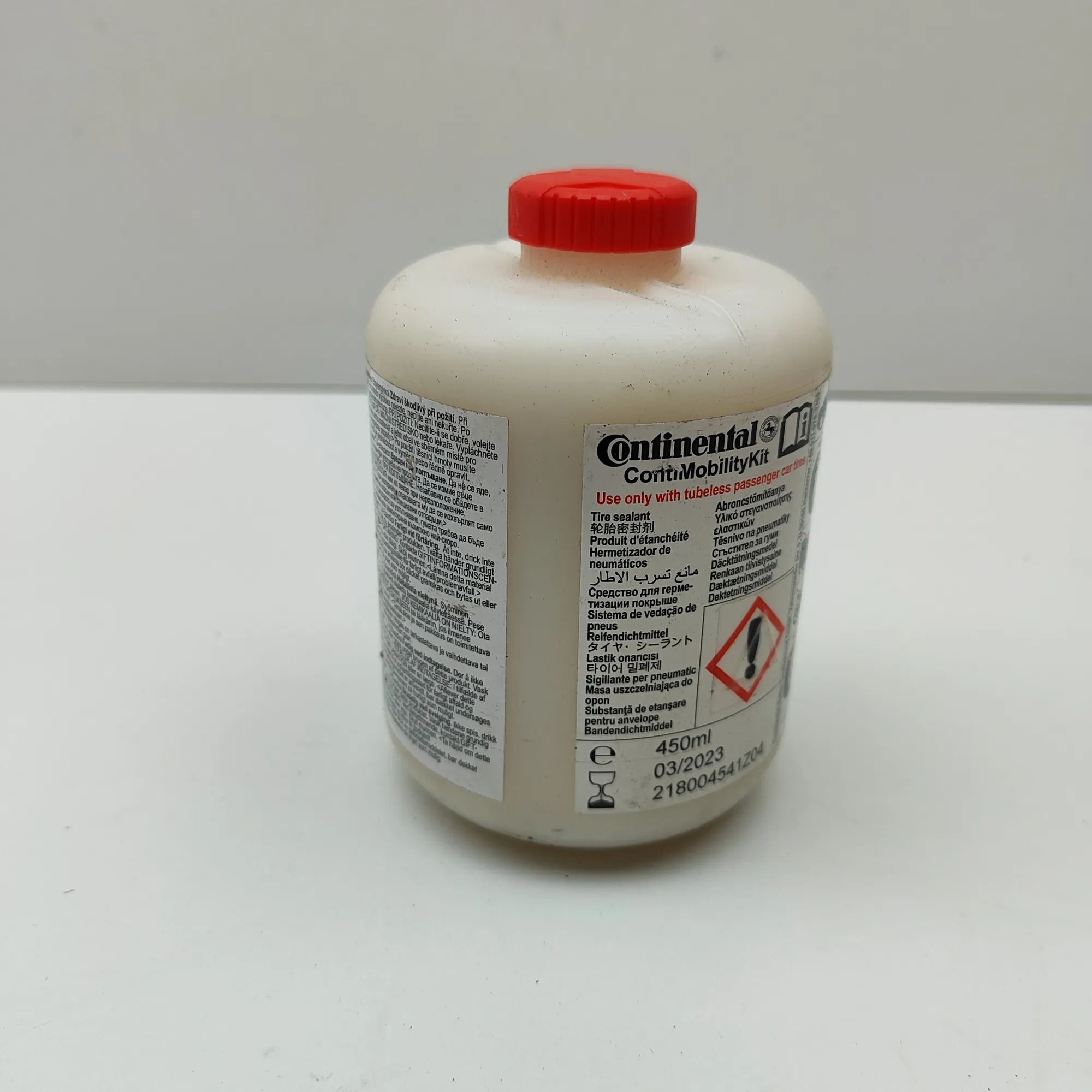 Land Rover Range Rover Sport (L494) Tyre repair sealant Tyre repair sealant — LAND ROVER RANGE ROVER SP...