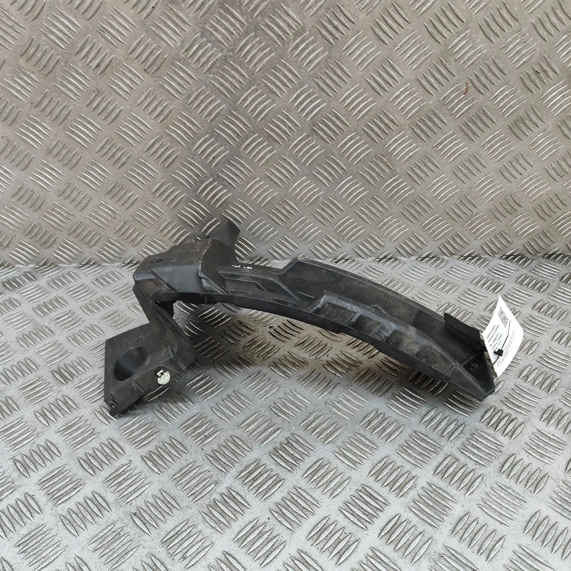 Porsche Cayenne Rear Left Bumper Bracket Rear Left Bumper Bracket — PORSCHE CAYENNE (9Y0...