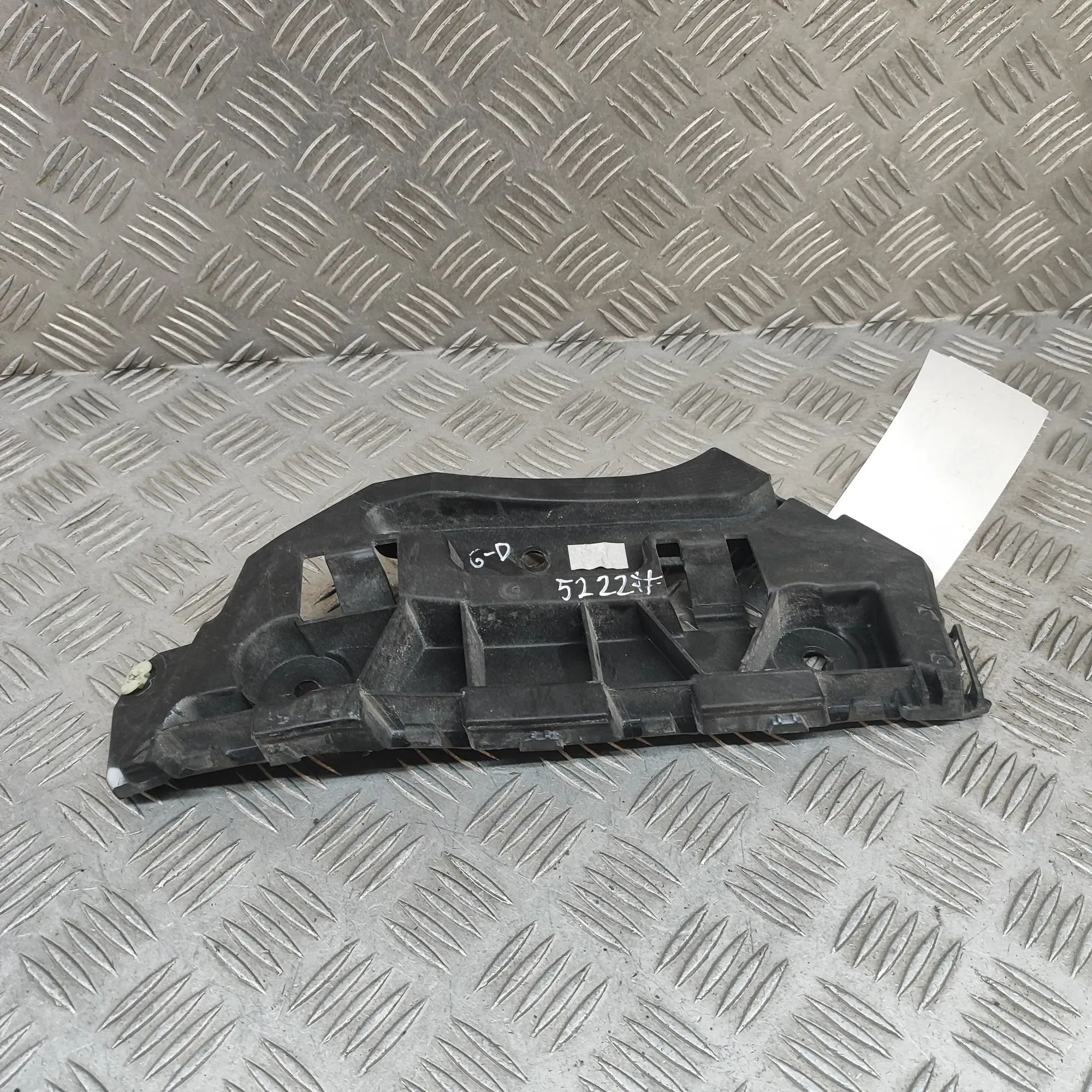 Porsche Cayenne Rear Right Bumper Bracket Rear Right Bumper Bracket — PORSCHE CAYENNE (Co...