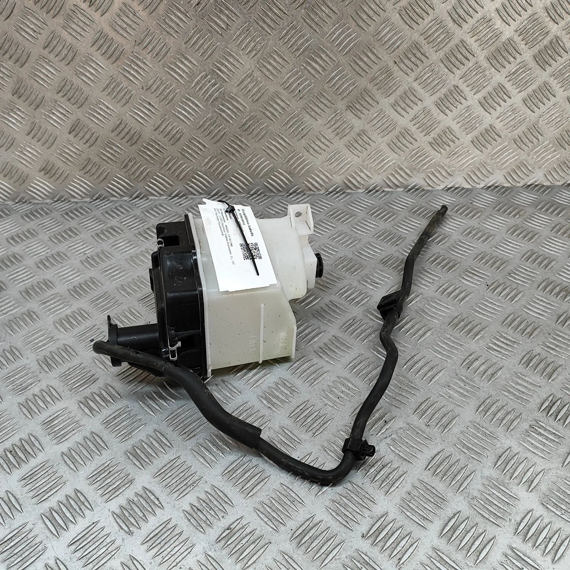 Mazda 3 (BP) Expansion Tank Expansion tank — MAZDA CX-3 (0 DM) (2019-PRESEN...