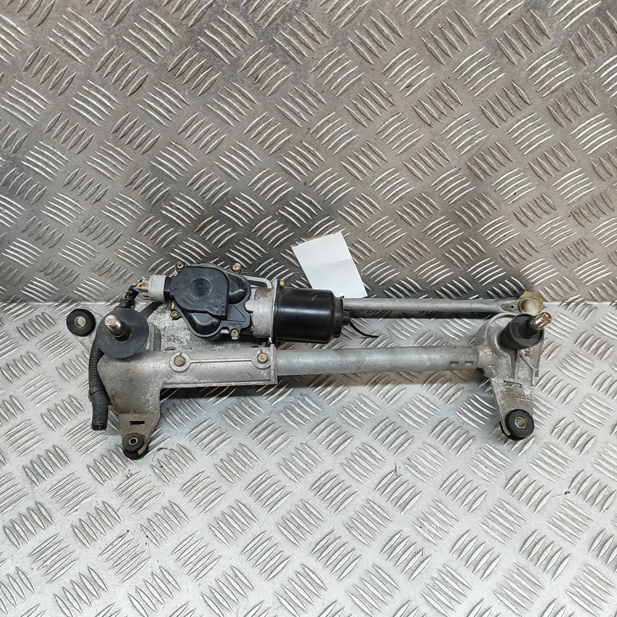 Honda Accord (USA) Front Windshield Wiper Mechanism Front Windshield Wiper Mechanism — HONDA ACCORD...