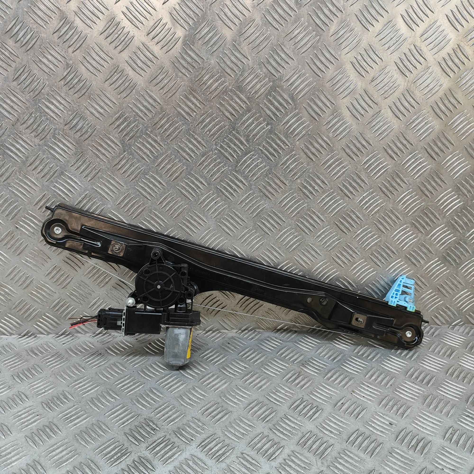 Fiat Doblo (263) Front Left Door Window Regulator Front Left Door Window Regulator — FIAT DOBLO (...