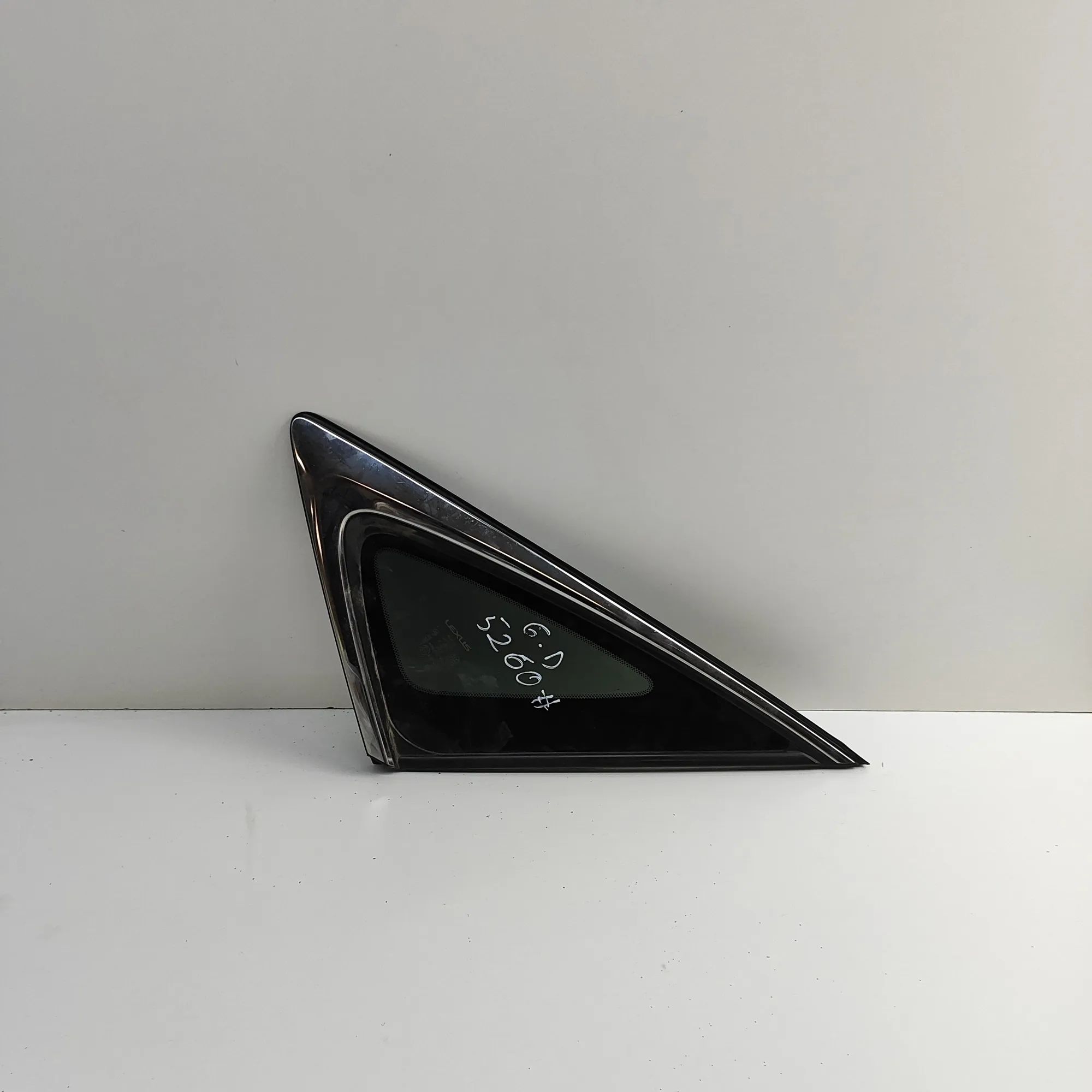 Lexus NX Rear Right Quarter Window Rear Right Quarter Window — LEXUS NX (_Z1_) (20...