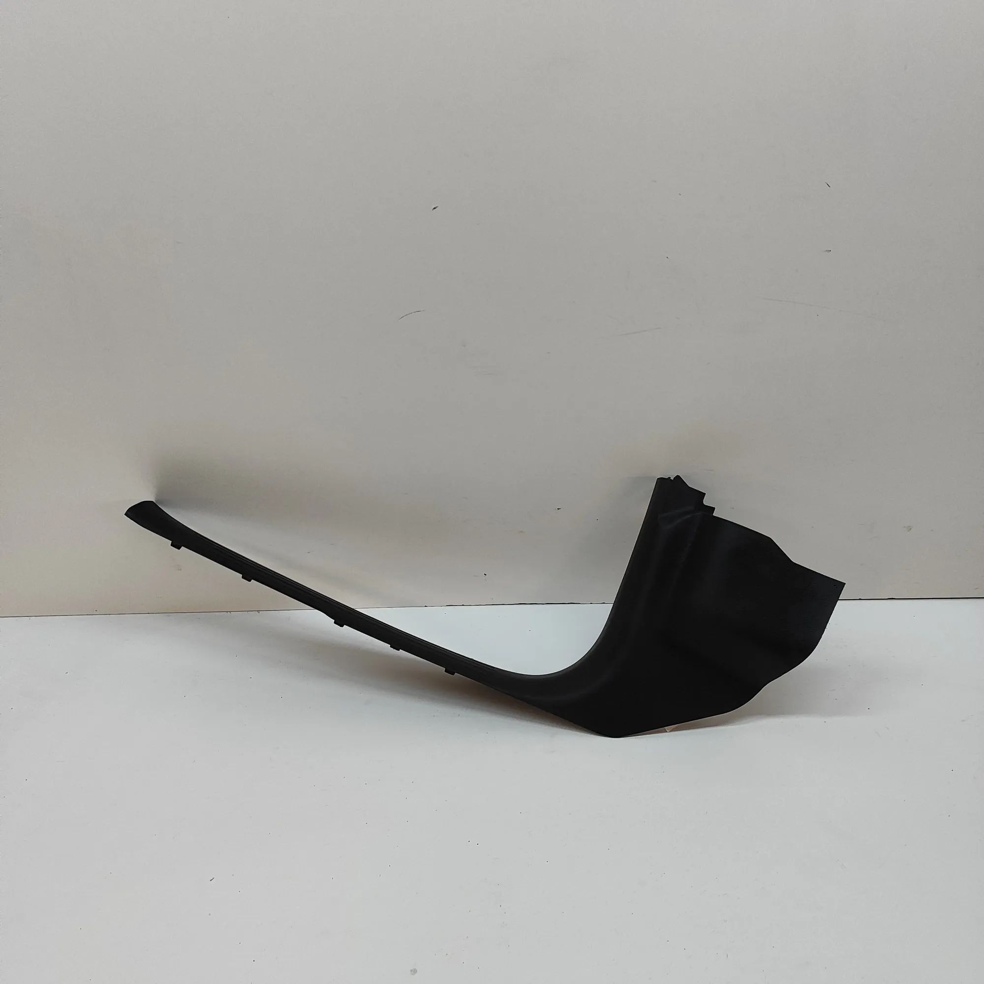 Mercedes-Benz GLS (X167) Interior sill trim — front left Interior sill trim — front left — MERCEDES BENZ...