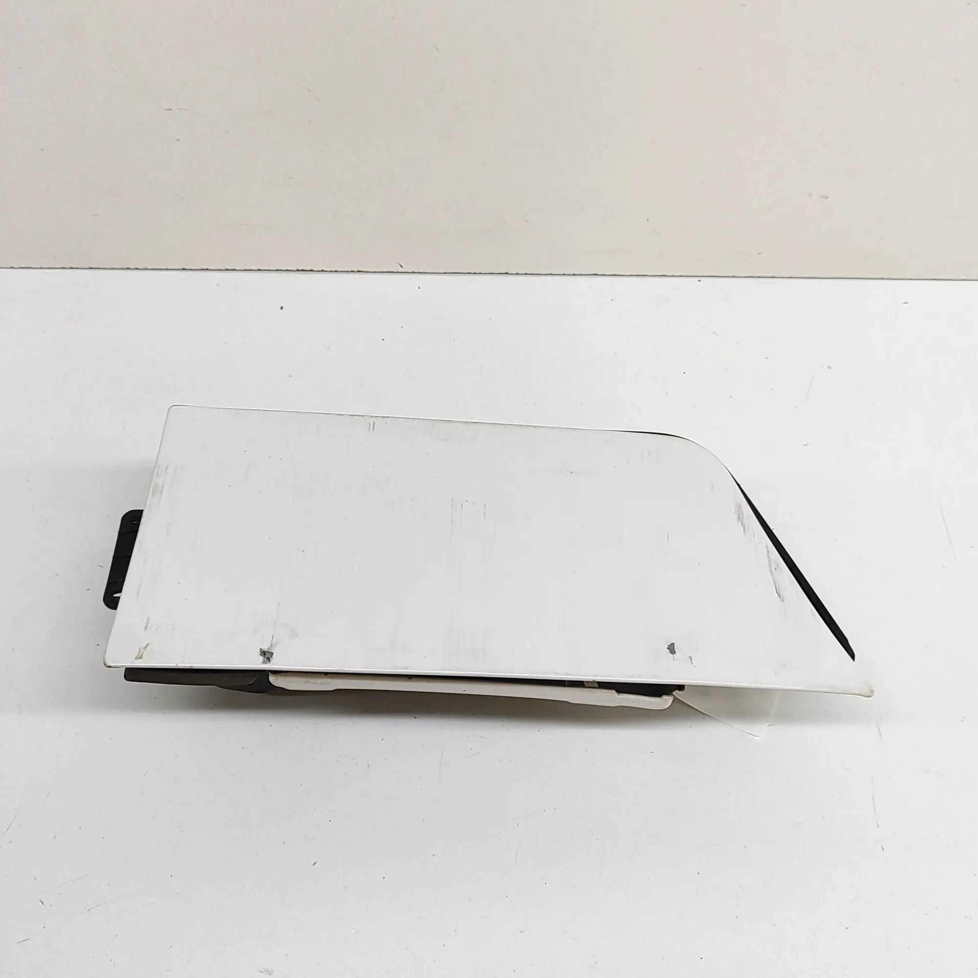 Volkswagen Transporter (T6, Caravelle, Multivan) Fuel Tank Flap Cap Fuel Tank Flap Cap — VW TRANSPORTER (VI T6 Van ...