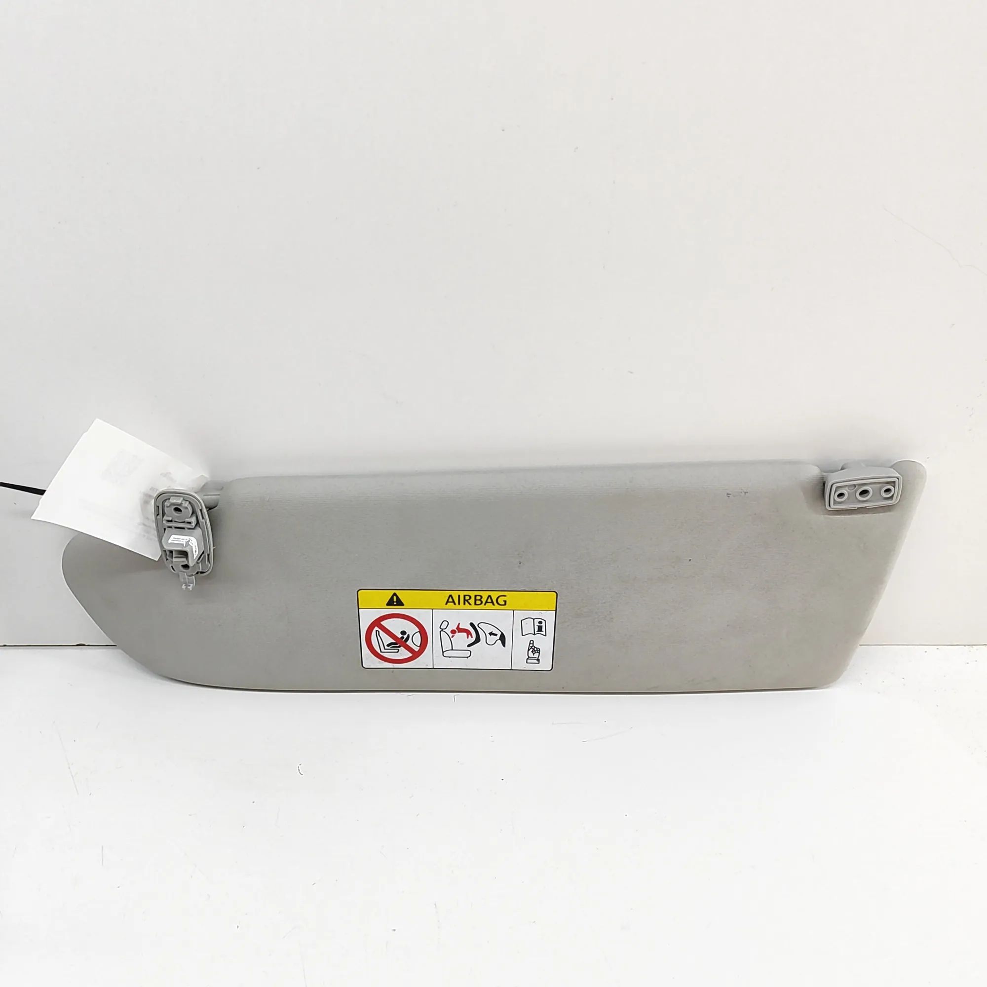 Volkswagen Transporter (T6, Caravelle, Multivan) Left Side Sun Visor Left Side Sun Visor — VW TRANSPORTER (VI T6 Van...