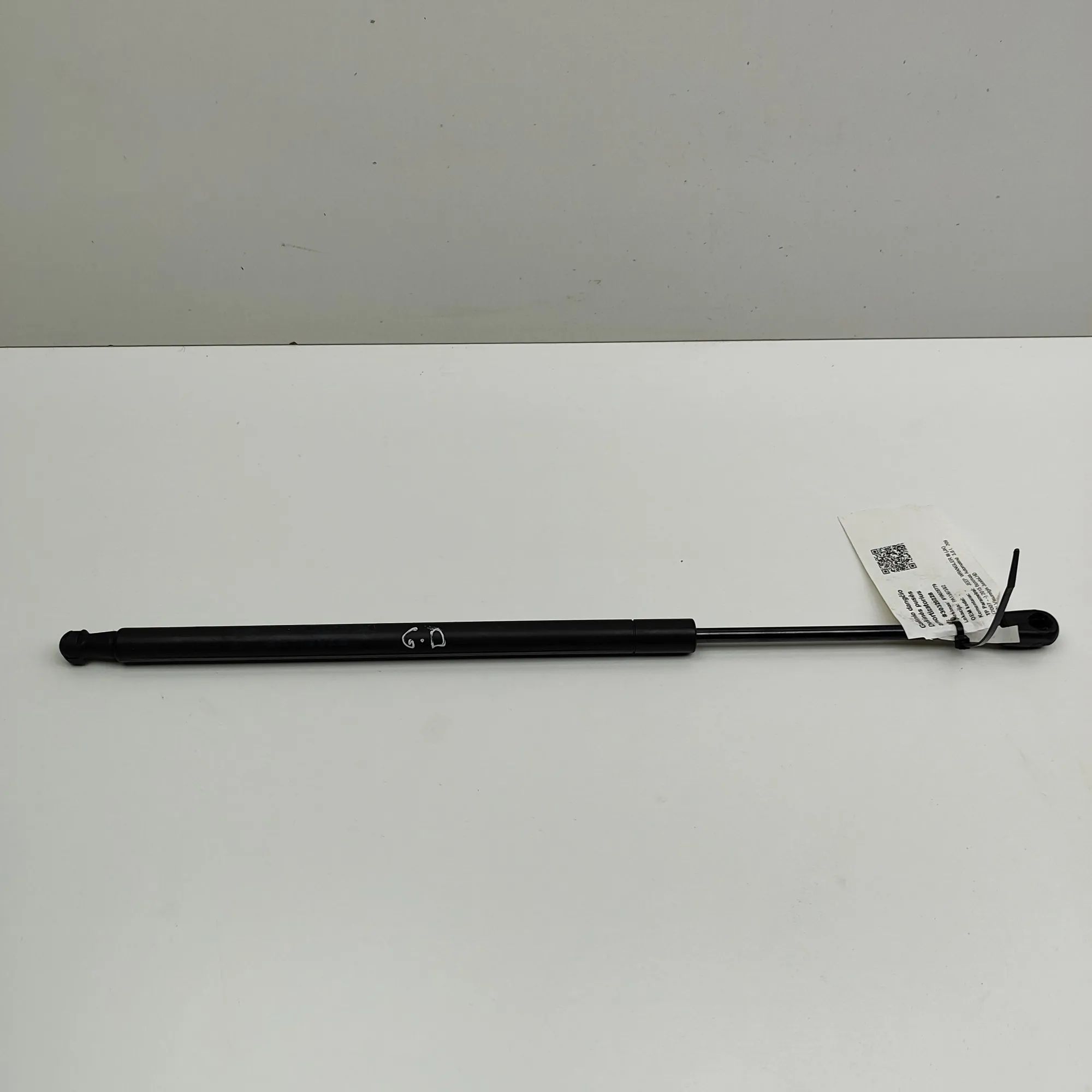 Jeep Wrangler (JK) Right Side Tailgate Gas Strut Right Side Tailgate Gas Strut — JEEP WRANGLER (...