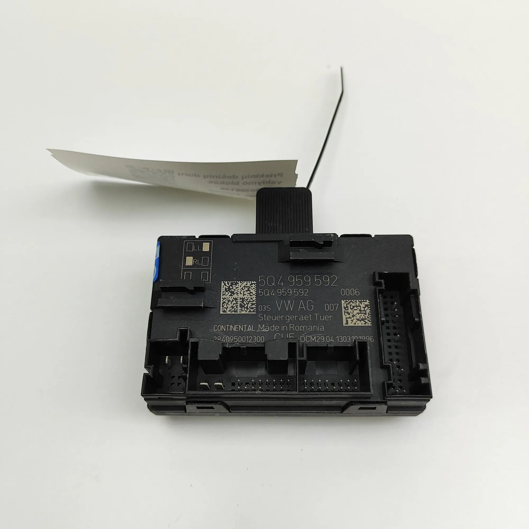 Skoda Octavia Door control unit — front right Door control unit — front right — SKODA OCTAVIA...