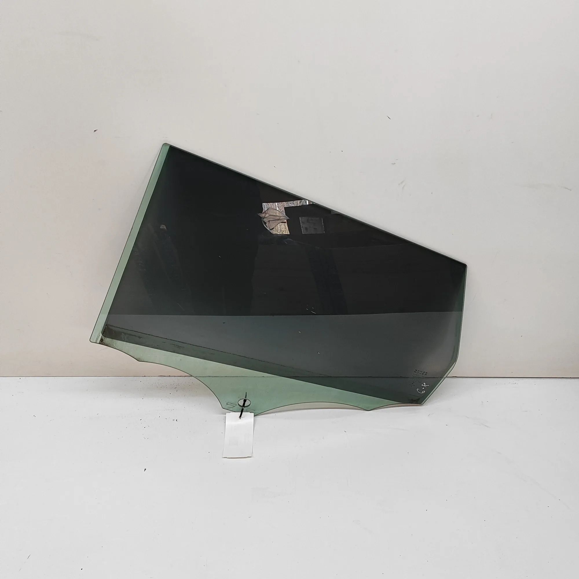 Land Rover Range Rover Evoque Rear Left Door Window Rear Left Door Window — LAND ROVER RANGE ROVER ...