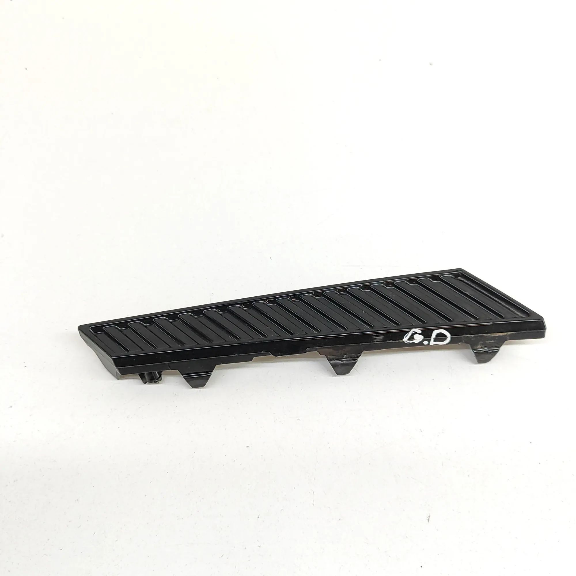 Hyundai Tucson Bumper moulding — rear right Bumper moulding — rear right — HYUNDAI TUCSON (...