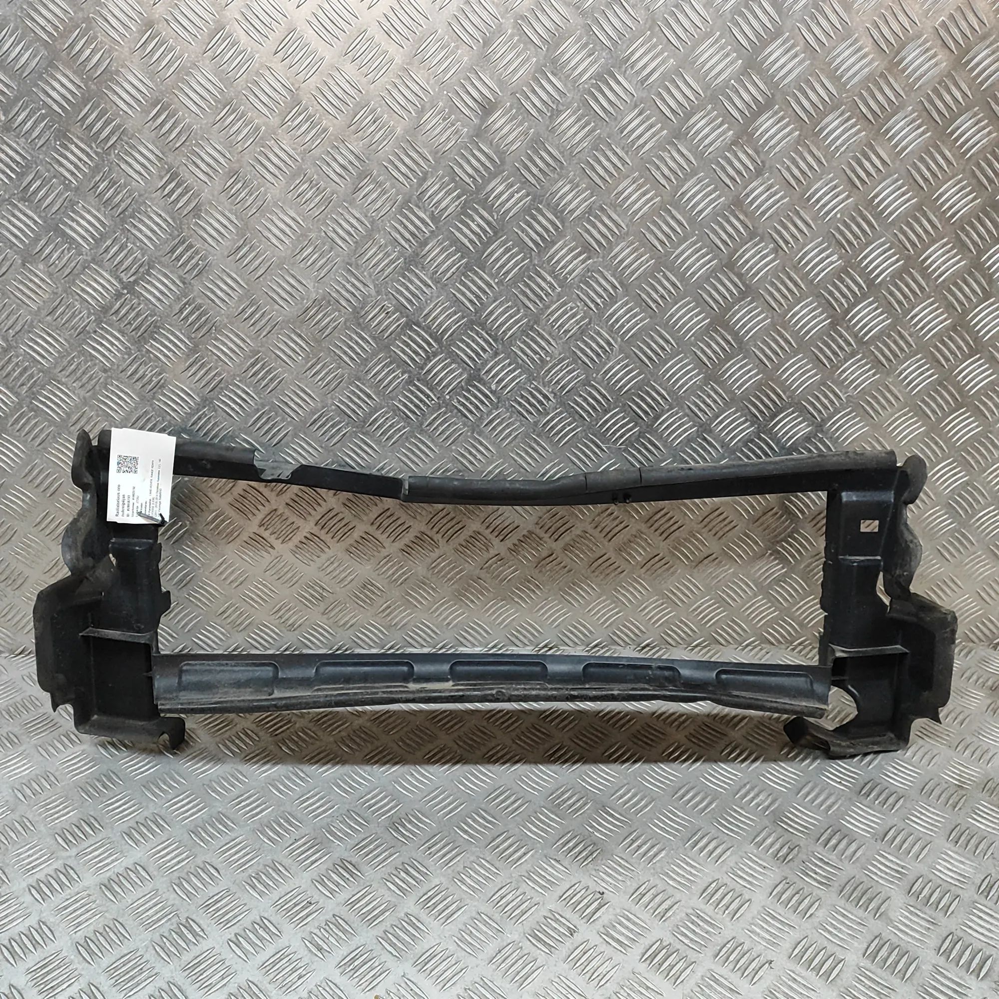 Land Rover Range Rover Evoque Radiator Air Intake Channel Radiator Air Intake Channel — LAND ROVER RANGE ...