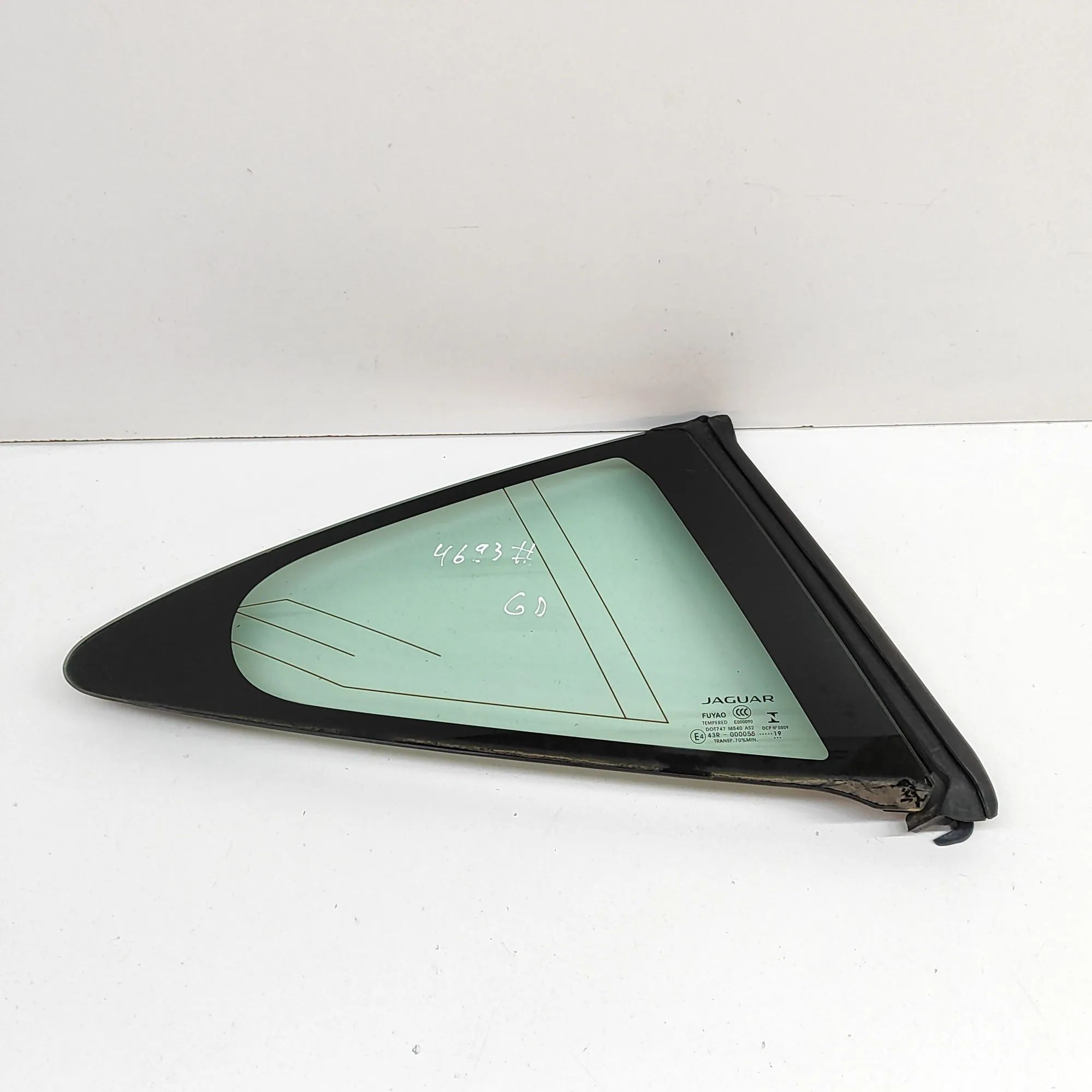 Jaguar F-Type Rear Right Quarter Window Rear Right Quarter Window — JAGUAR F-TYPE (Coup...