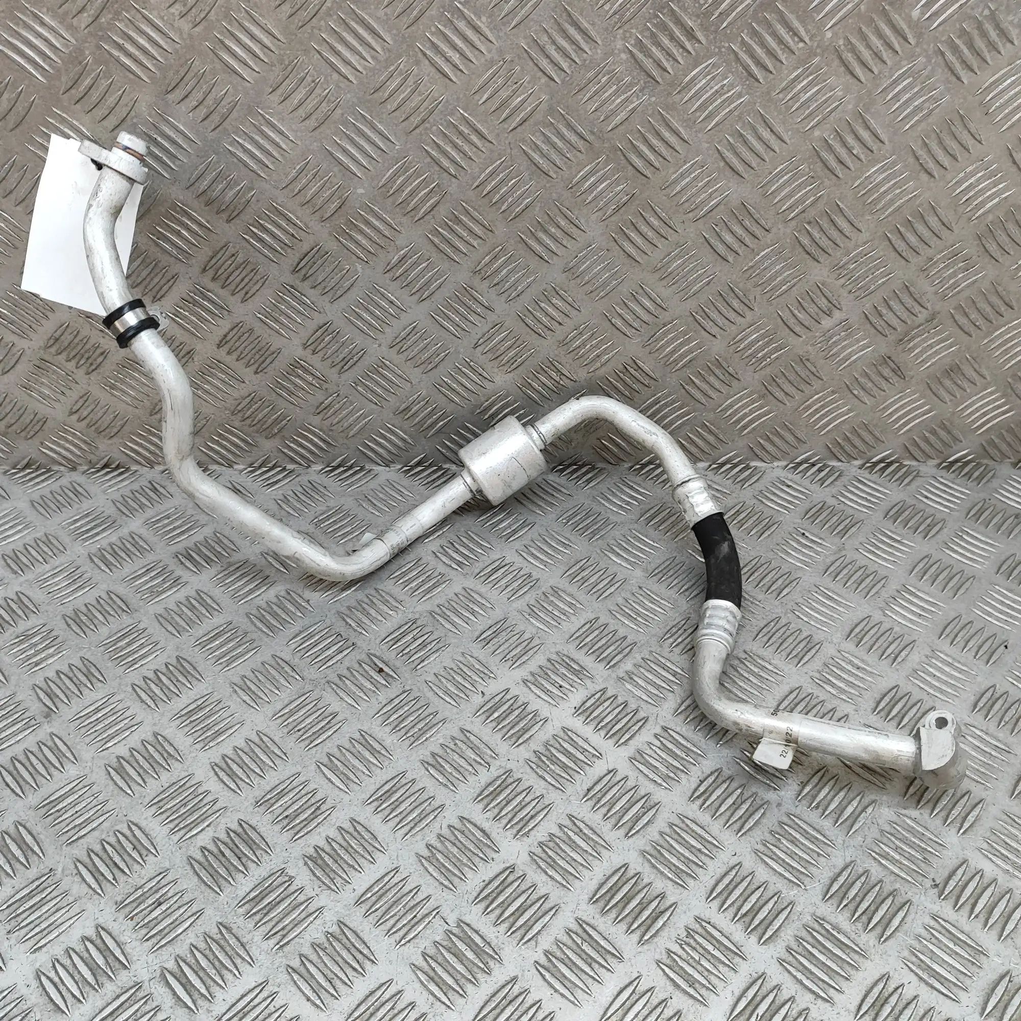 Alfa-Romeo Giulia (952) A/C Air Con Hose Pipe A/C Air Con Hose Pipe — ALFA ROMEO GIULIA (952_...