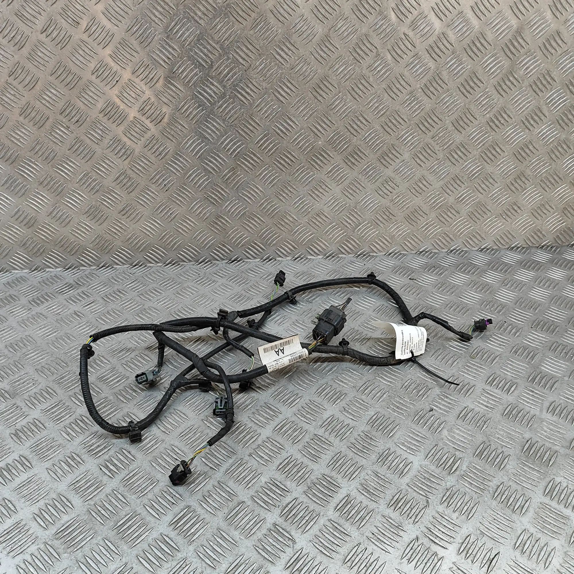 Land Rover Range Rover Evoque Rear Parking Sensor Wiring Loom Rear Parking Sensor Wiring Loom — LAND ROVER RA...