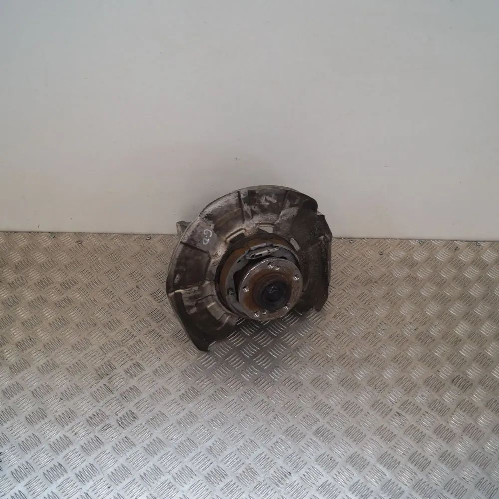 BMW X6 (F16) Rear Right Wheel Hub Rear Right Wheel Hub — BMW X6 (F16, F86) (2014-...