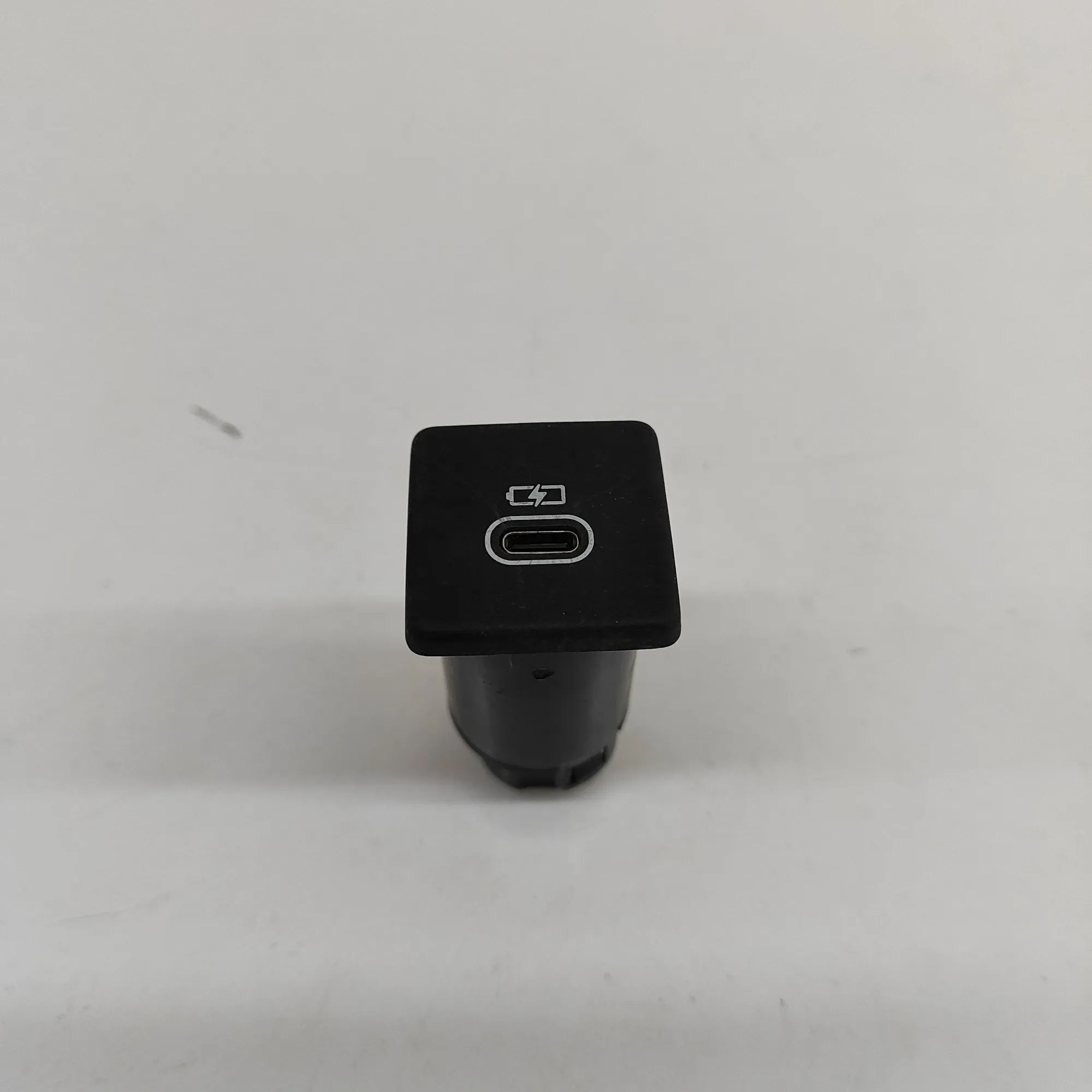 Land Rover Range Rover Sport (L461) USB USB — LAND ROVER RANGE ROVER SPORT (L461) (2022...