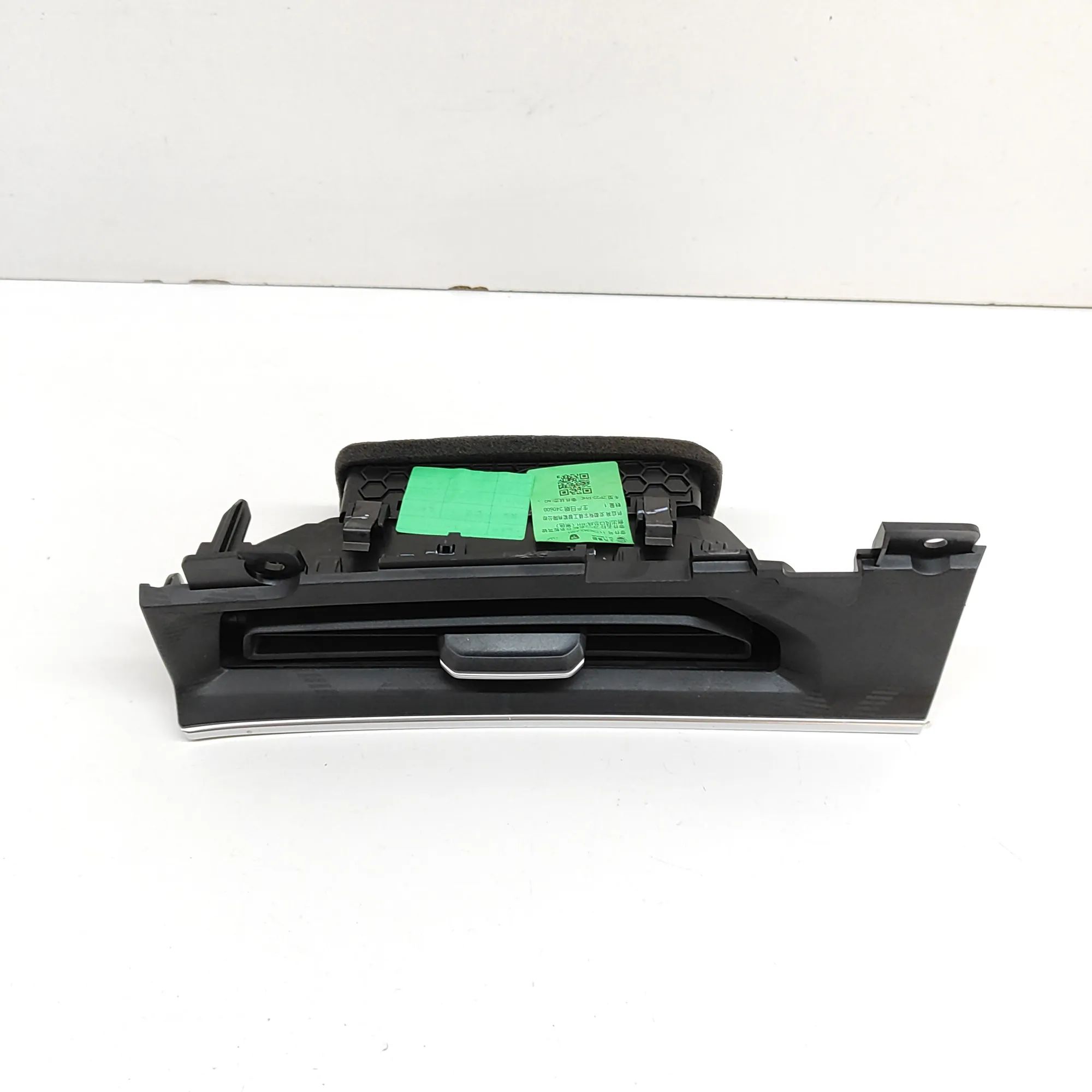 Dashboard Air Vents Brand/Model: MG MG
Year: 2024
Engine: 1.50 L
Ge...