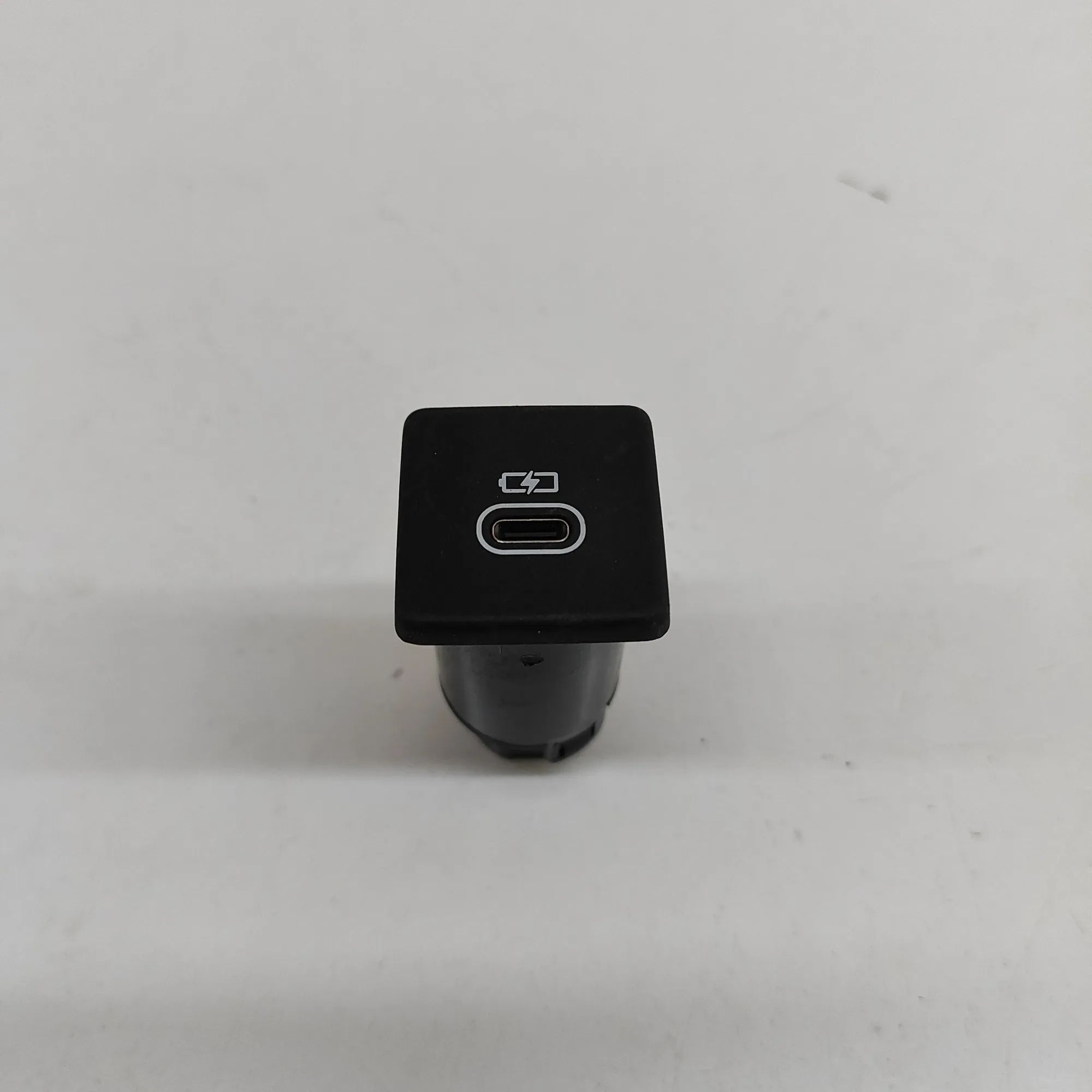 Land Rover Range Rover Sport (L461) USB USB — LAND ROVER RANGE ROVER SPORT (L461) (2022...