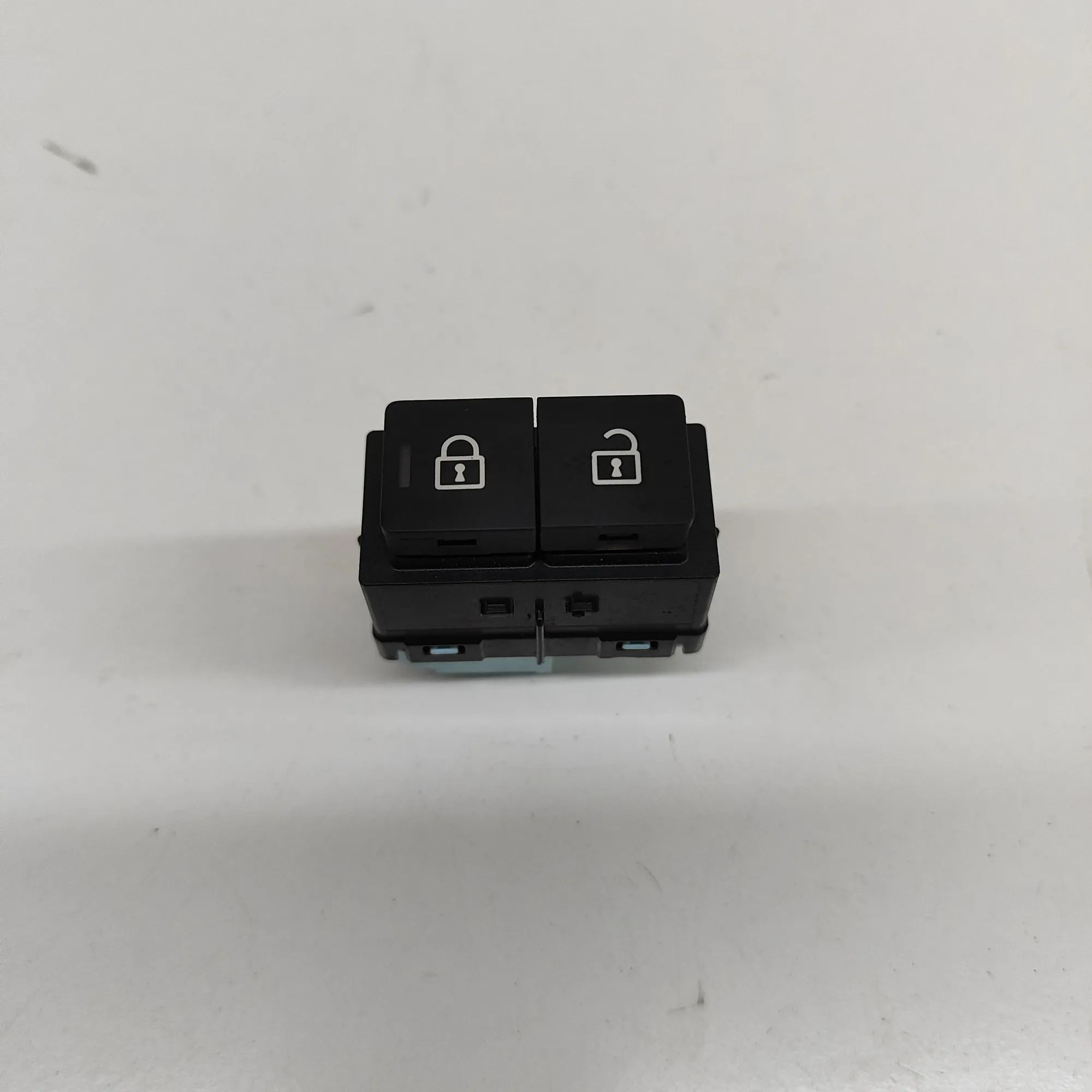 Land Rover Range Rover Sport (L461) Central locking Switch Central Locking Switch — LAND ROVER RANGE ROVER...