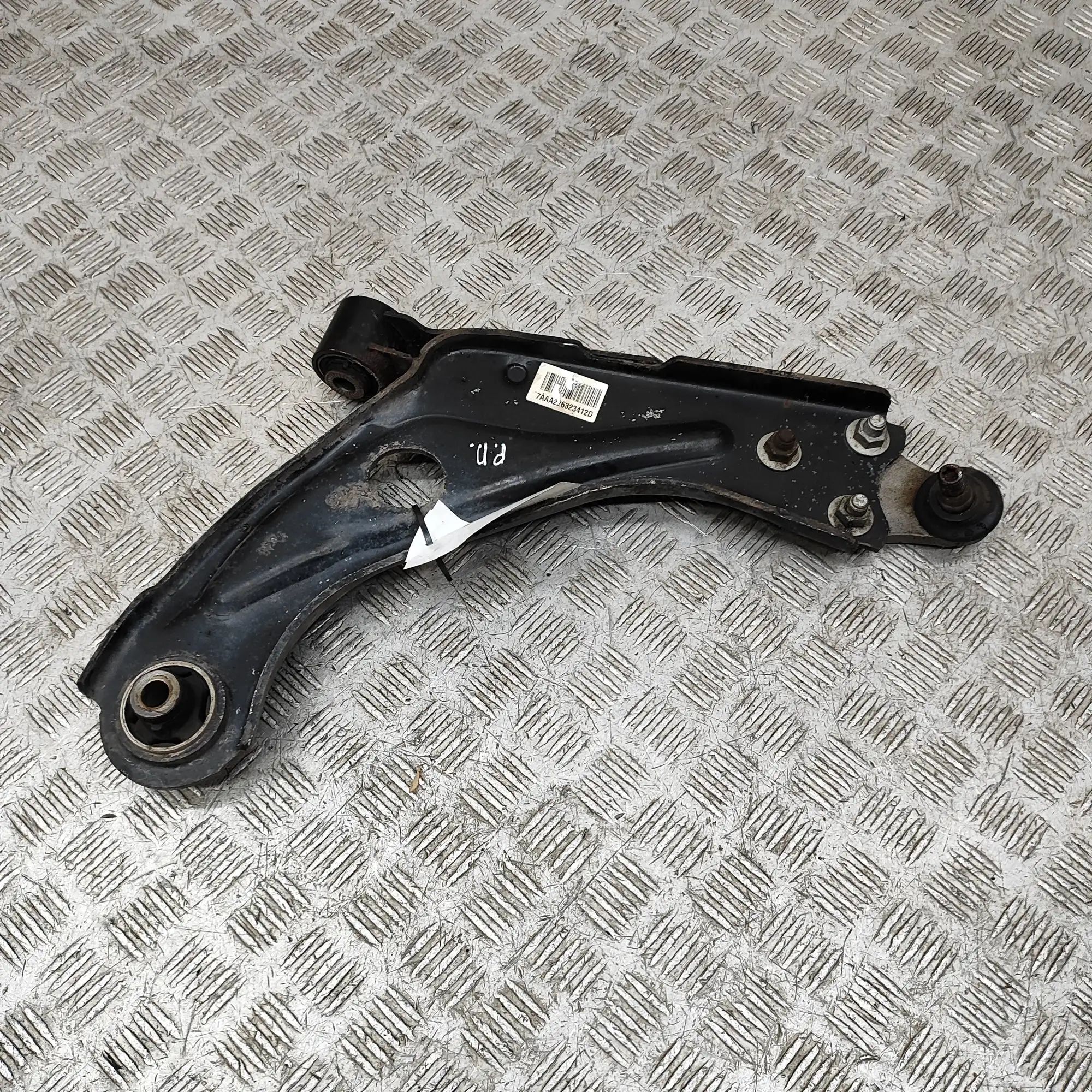 Peugeot 3008 Front Right Lower Control Arm Front Right Lower Control Arm — PEUGEOT 3008 (I...