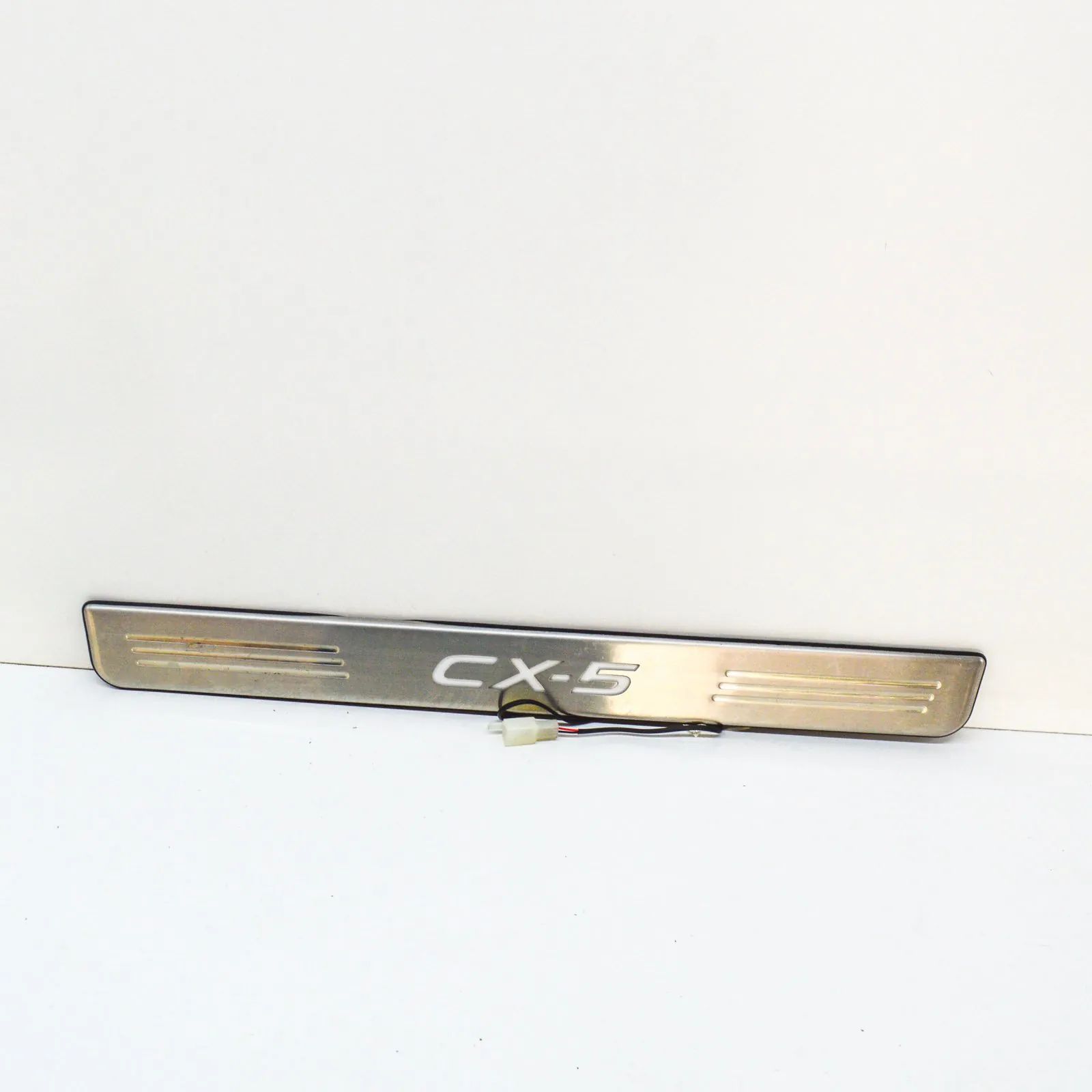 Mazda CX-5 (KE) Interior sill trim — front right Interior sill trim — front right — MAZDA CX-5 (...