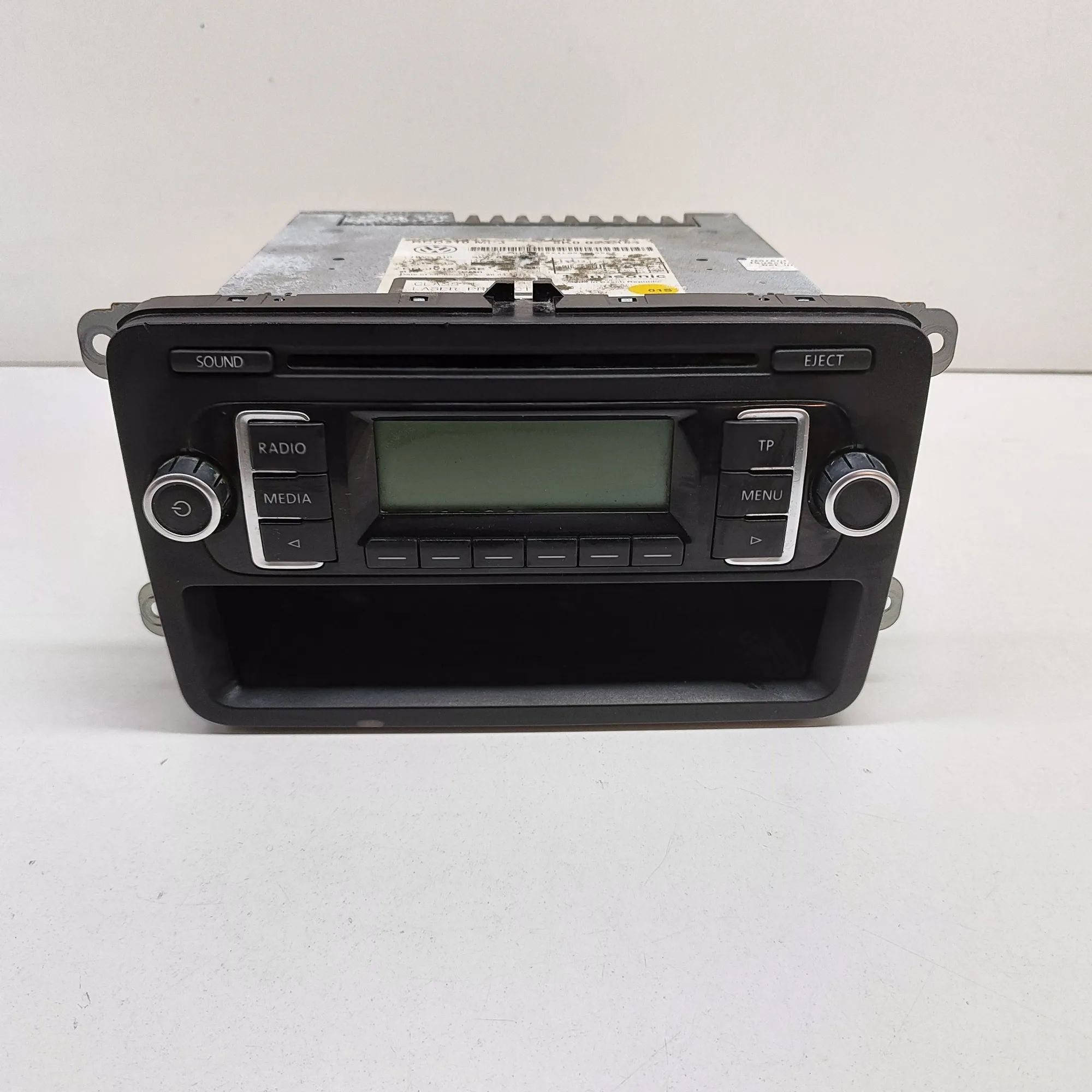 Volkswagen Polo Radio/CD head unit Radio/CD head unit — VW POLO (6R, 6C) (2009-......