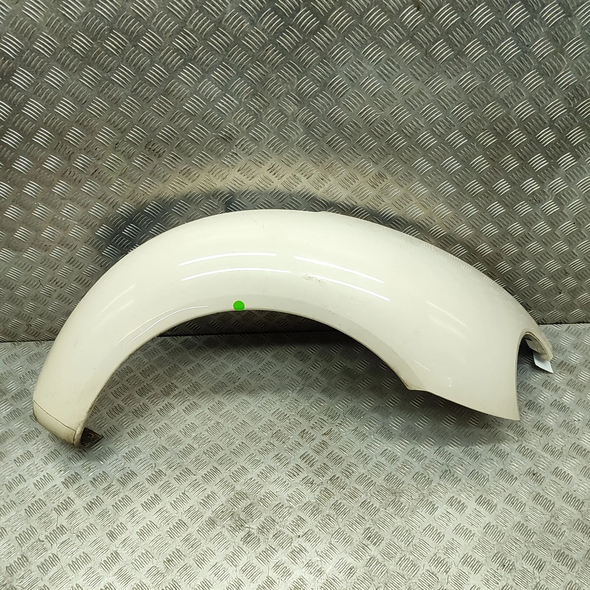 Volkswagen New Beetle Front Right Fender Front Right Fender — VW BEETLE (Cabrio 1Y7) (20...