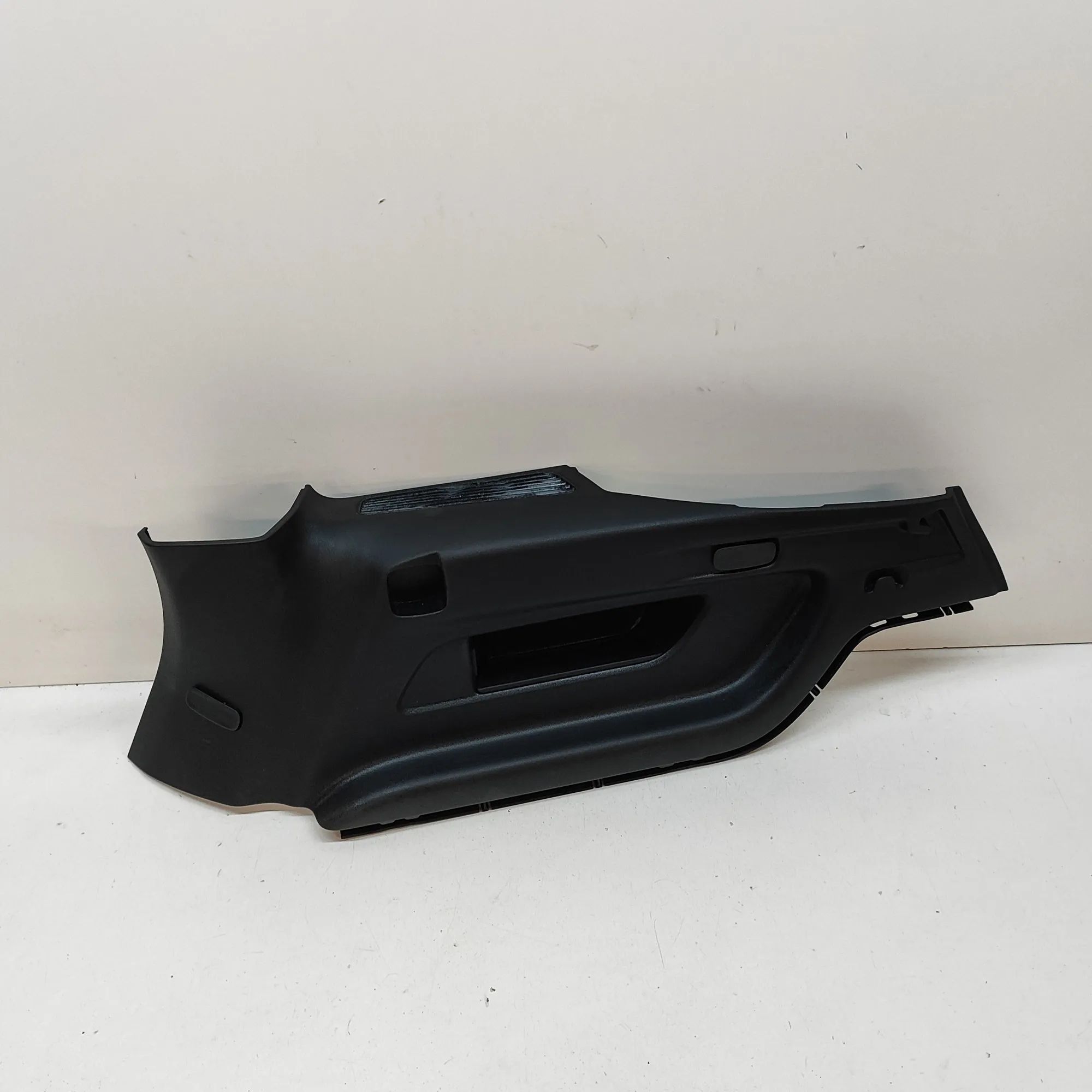 Mercedes-Benz GLB / EQB (X247) Right Side Trunk Trim Right Side Trunk Trim — MERCEDES BENZ EQB (X243...