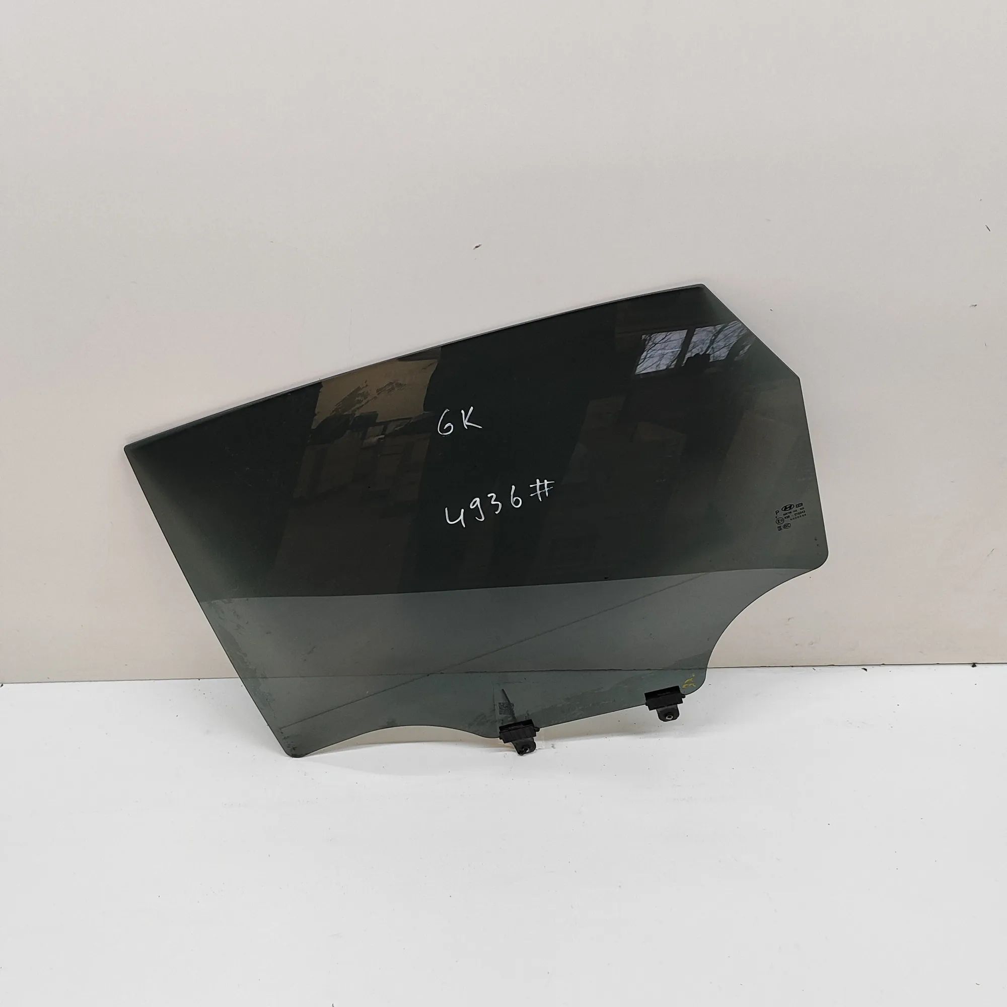Hyundai Kona Rear Left Door Window Rear Left Door Window — HYUNDAI KONA (2017-...)...