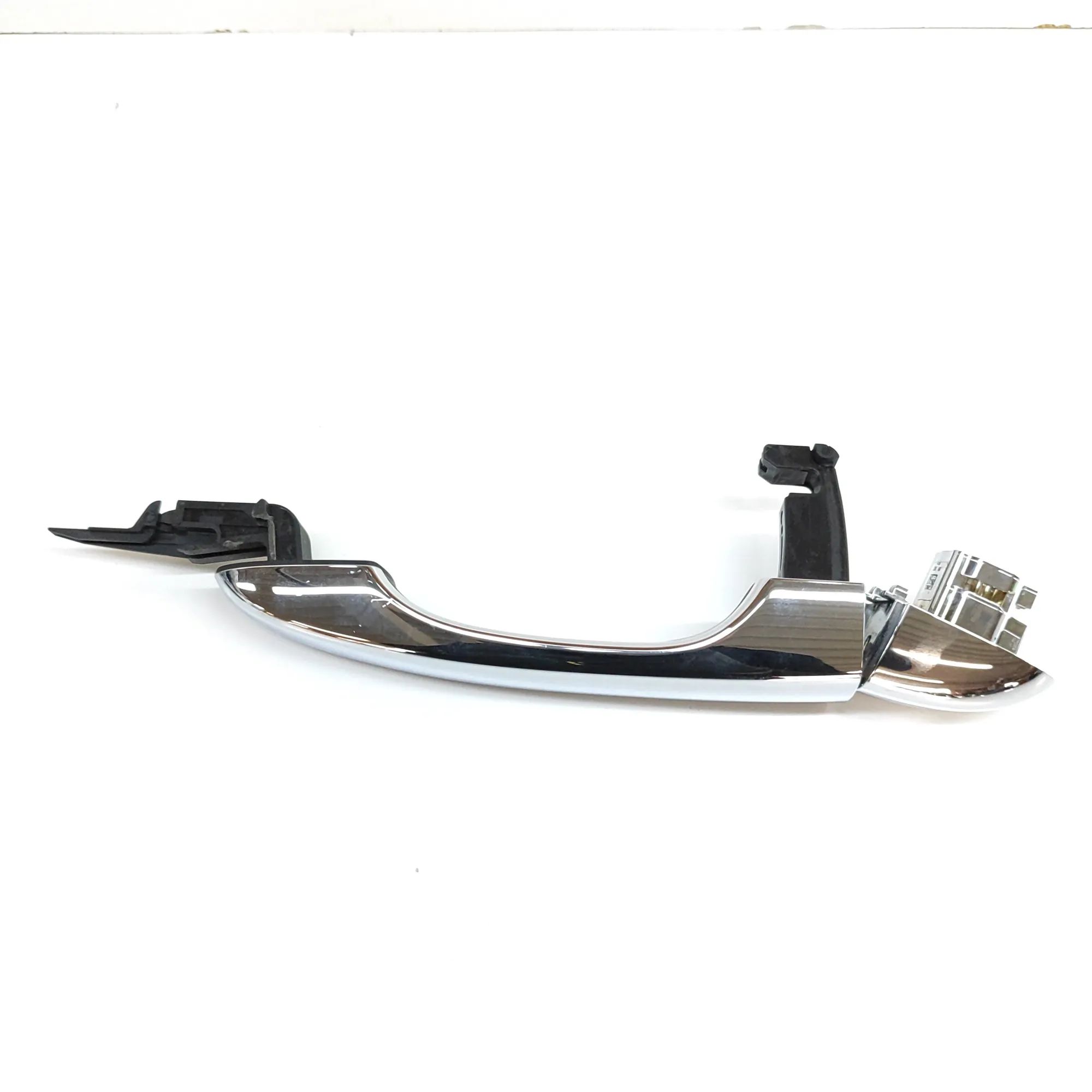 Maserati Ghibli Exterior door handle — rear right Exterior door handle — rear right — MASERATI GH...